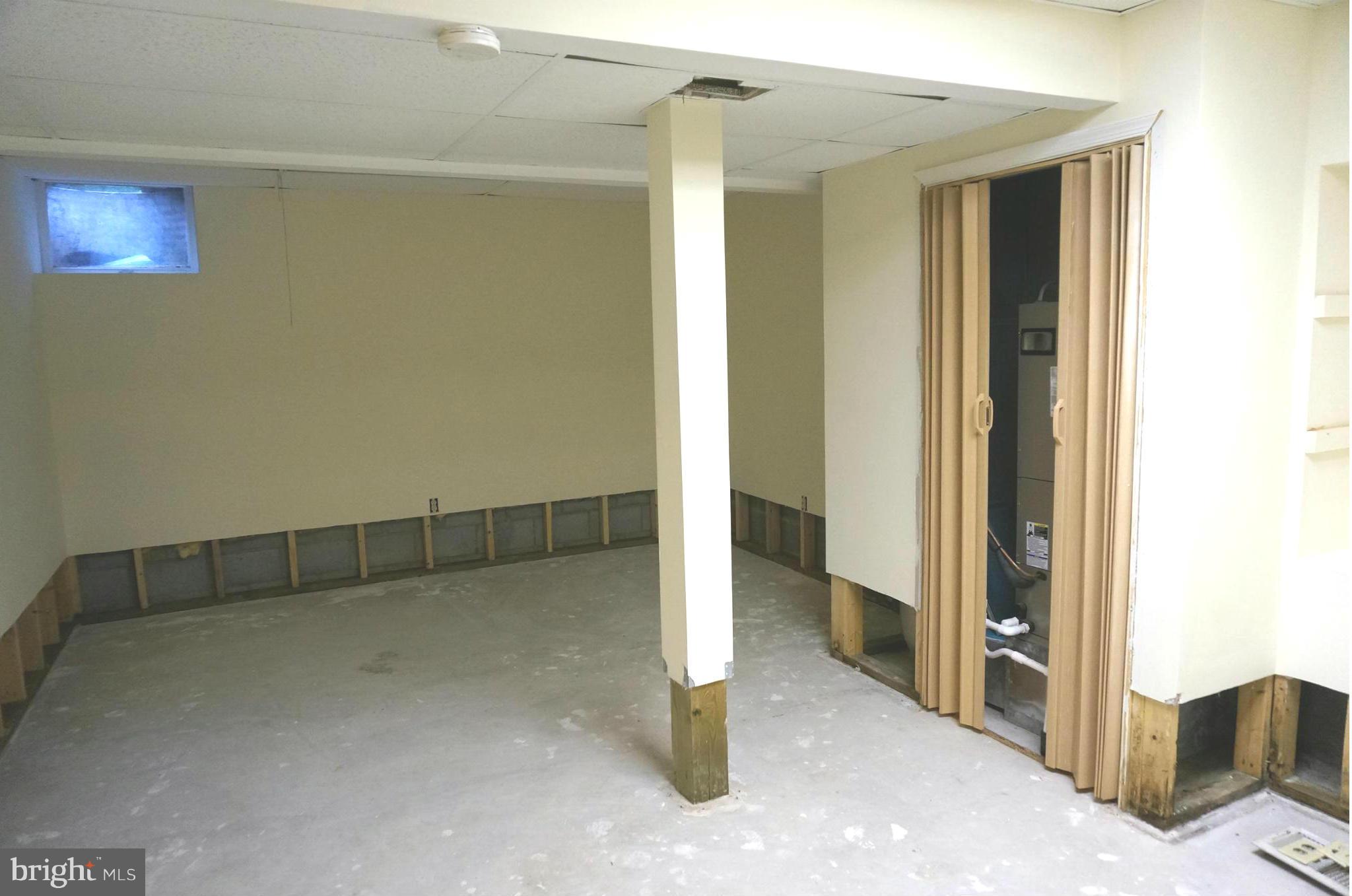 ROLLING MEADOWS - Residential