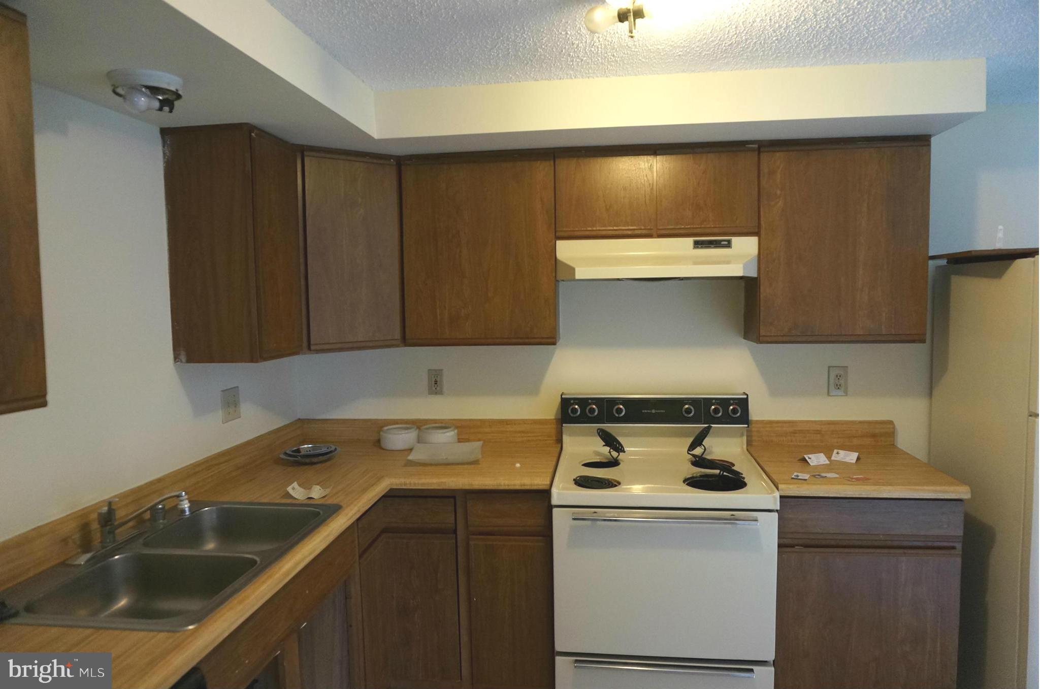 ROLLING MEADOWS - Residential