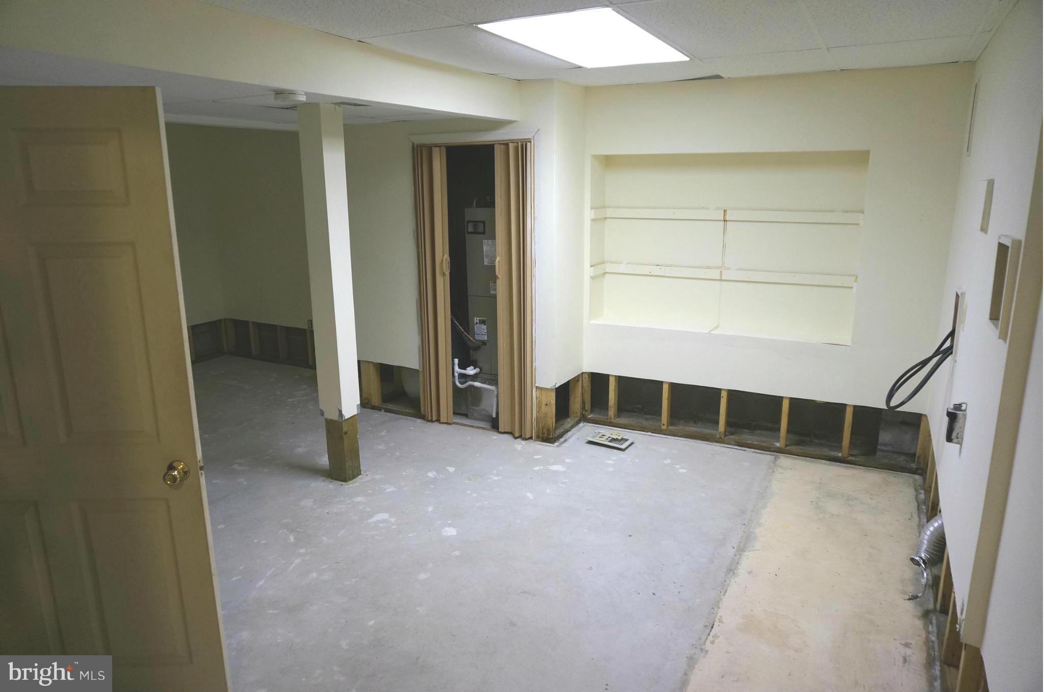 ROLLING MEADOWS - Residential