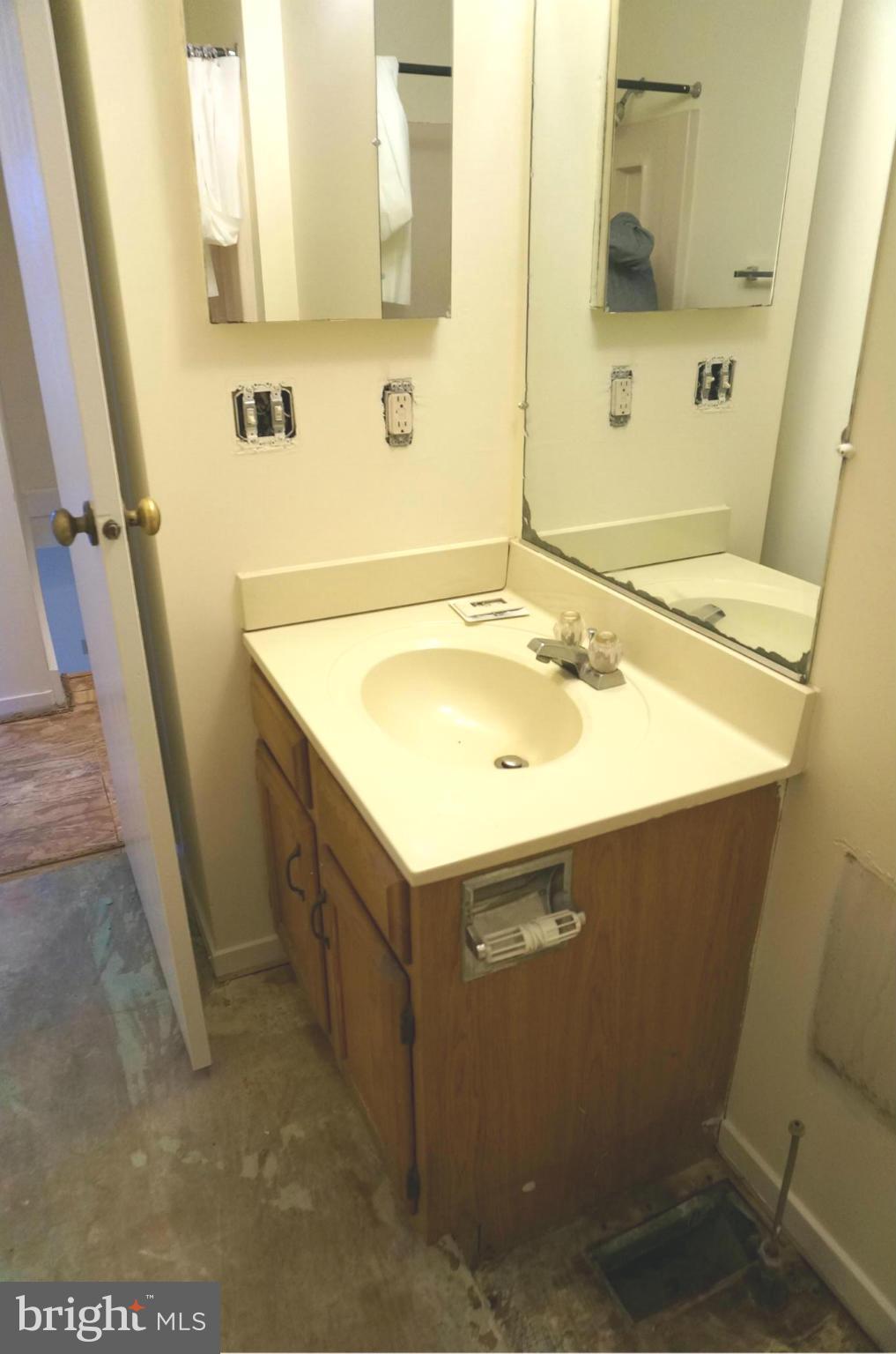 ROLLING MEADOWS - Residential