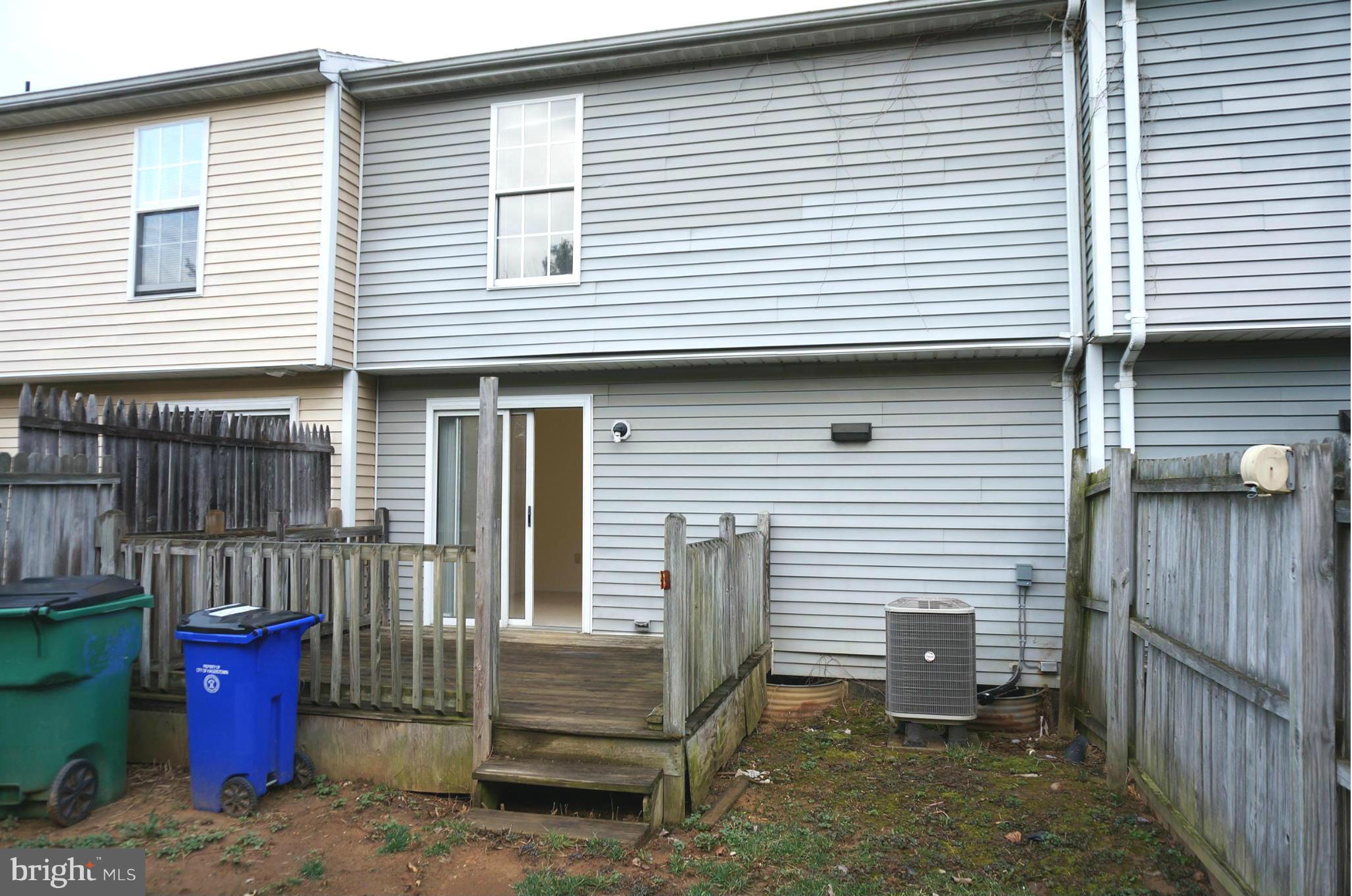 ROLLING MEADOWS - Residential