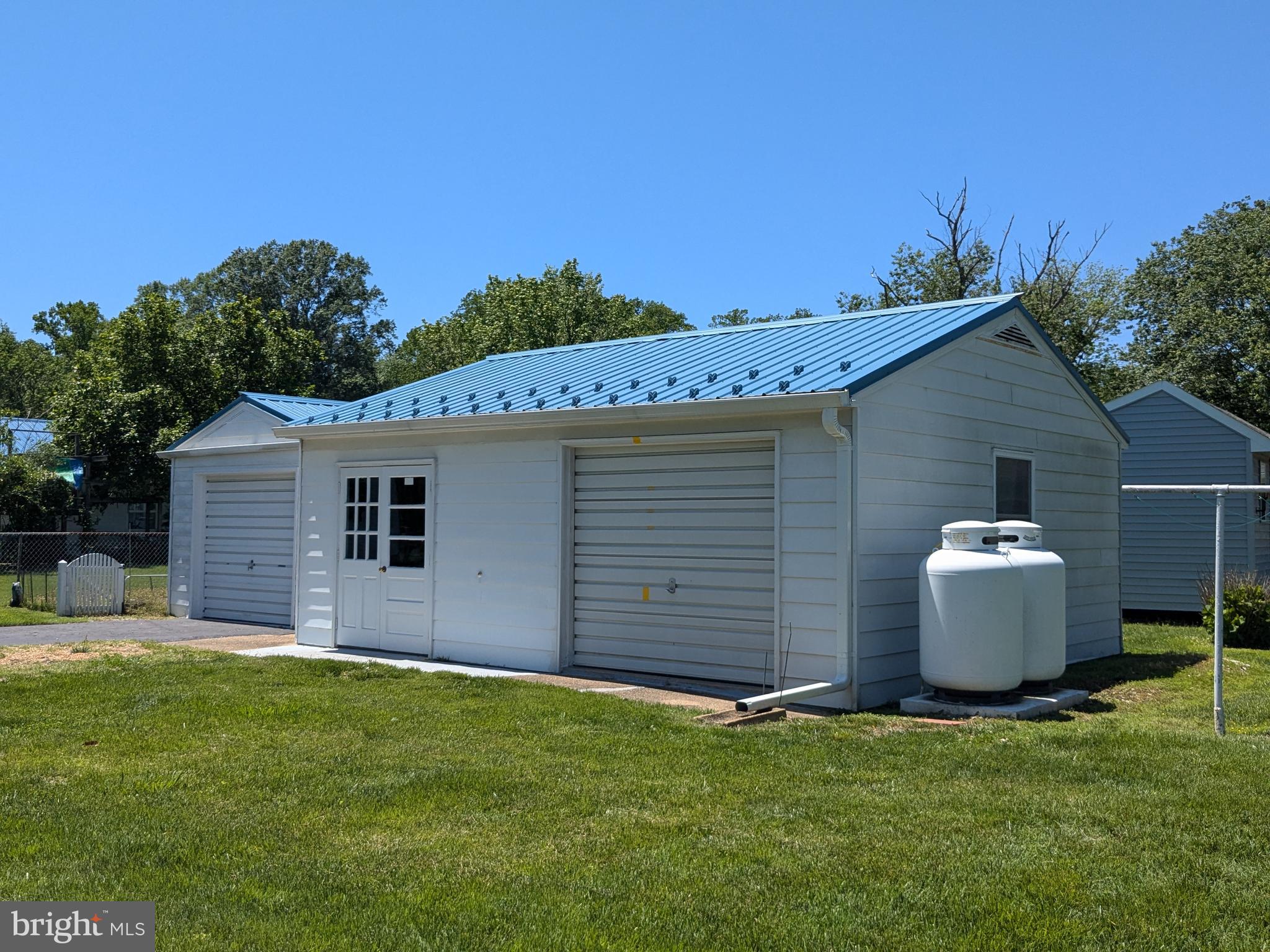 PEACOCK MANOR - Residential