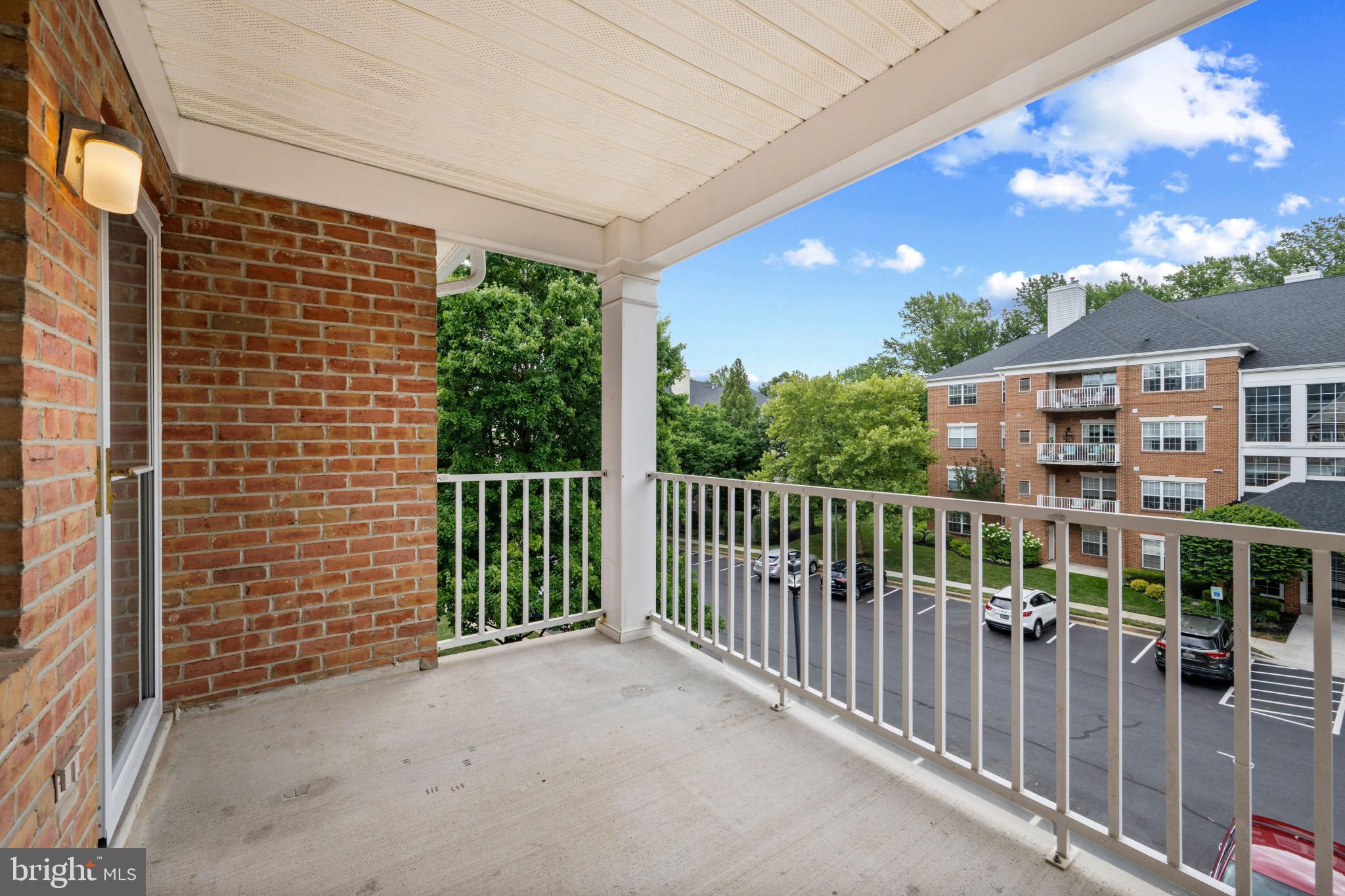 12108 TULLAMORE COURT 304