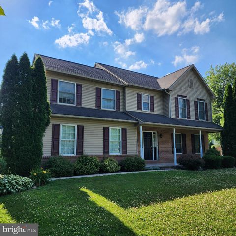 Photo of 17 Essex Street, Marietta, PA 17547 (MLS # PALA2052440)