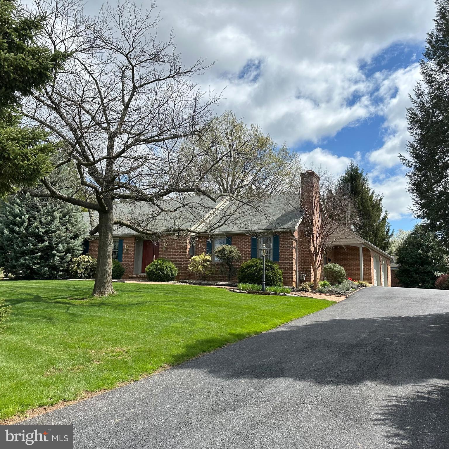 58 APPLE DRIVE