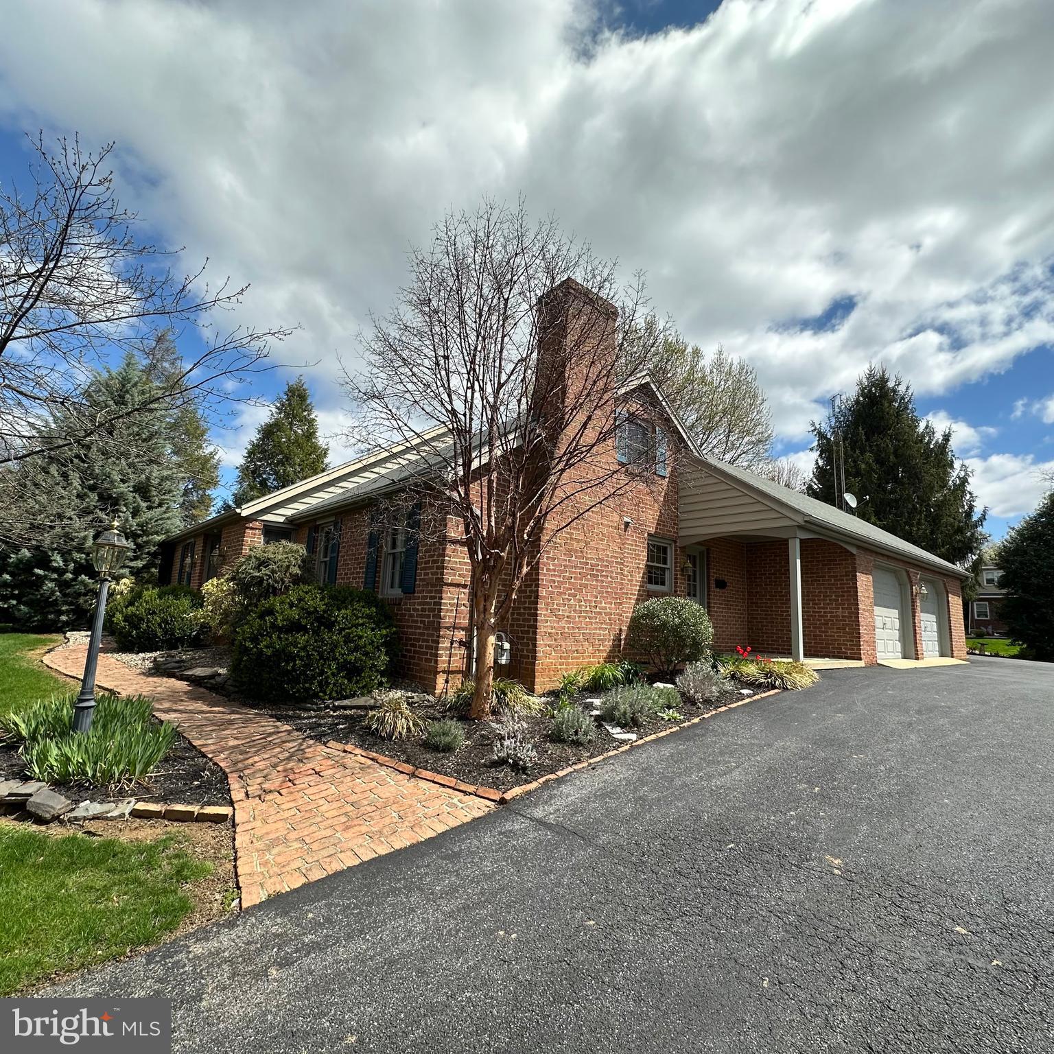 ORCHARD ESTATES - Residential