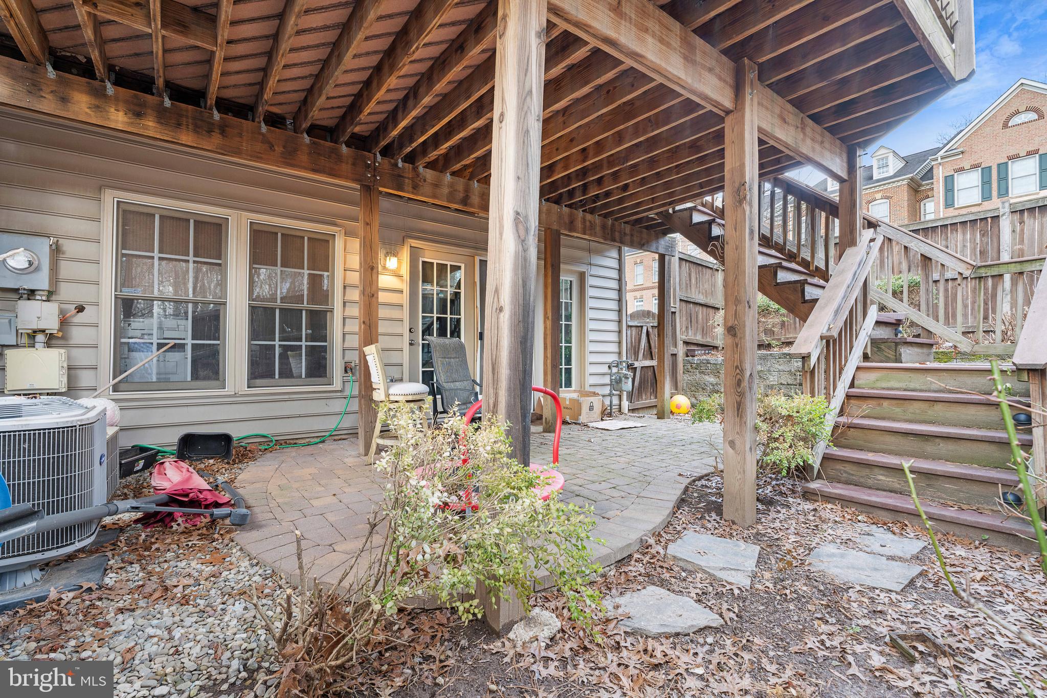 STONE CREEK CROSSING - Residential Lease