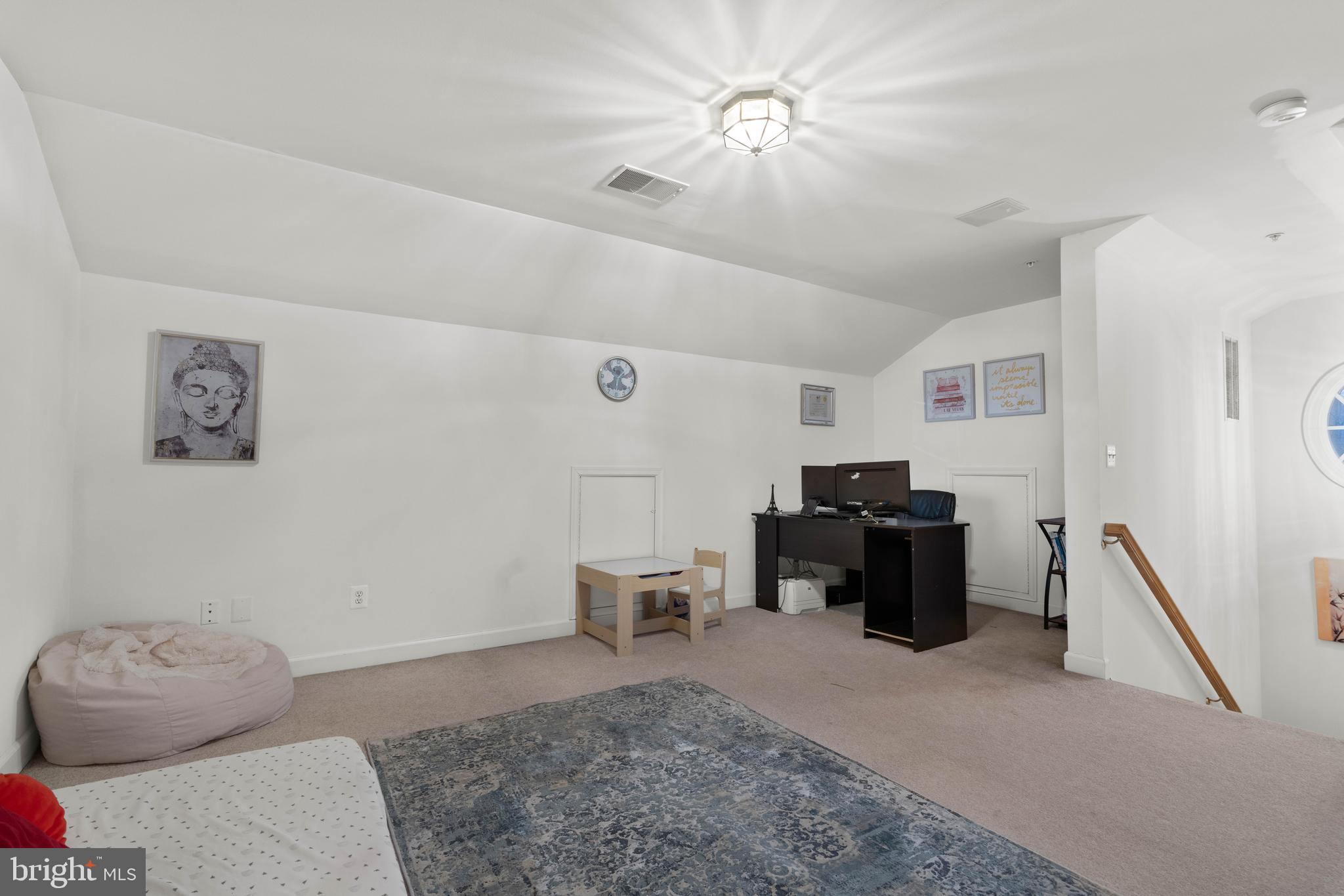 STONE CREEK CROSSING - Residential Lease