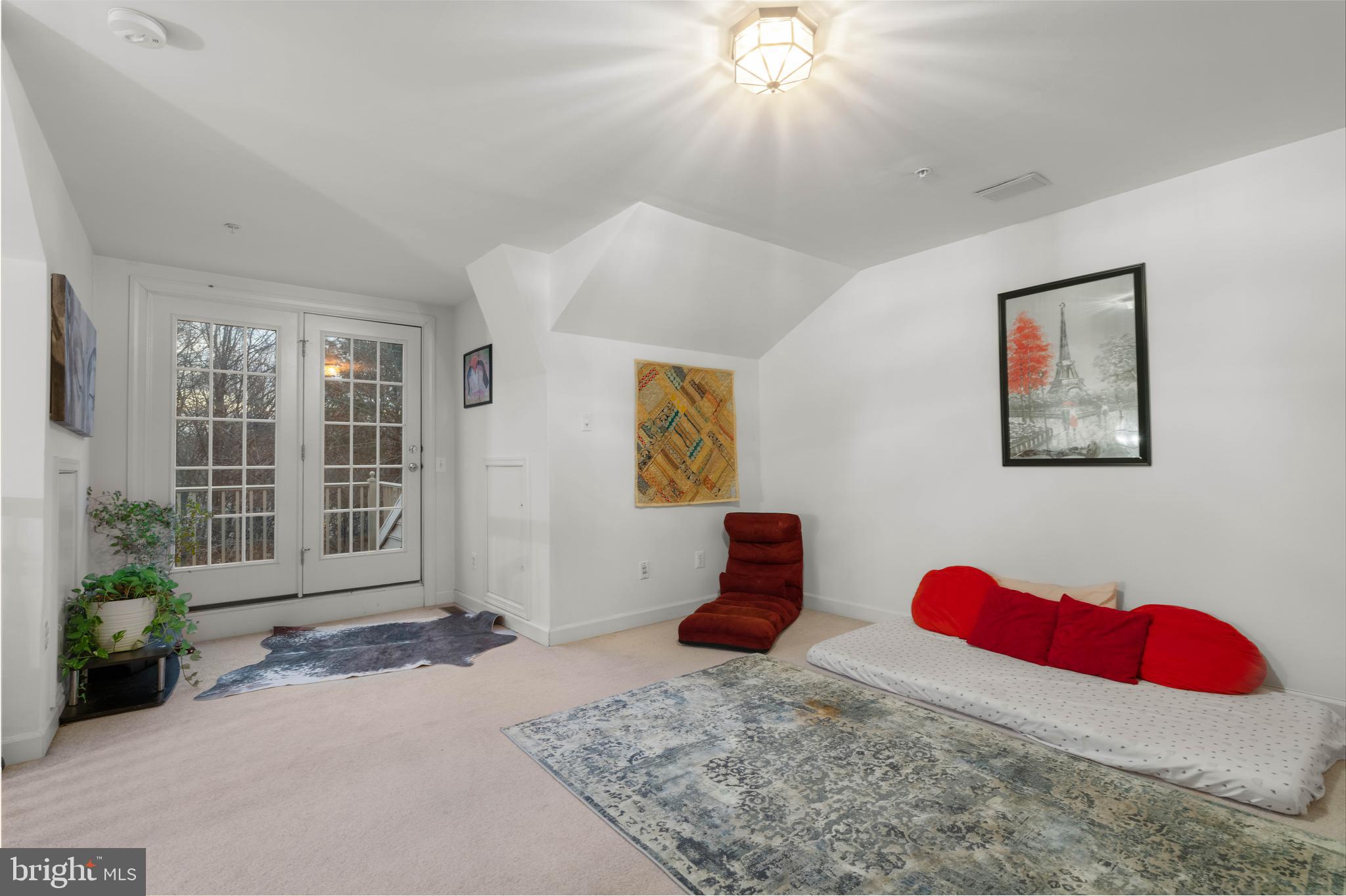 STONE CREEK CROSSING - Residential Lease