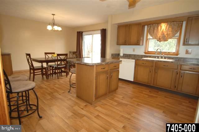 STONE RIDGE - Residential