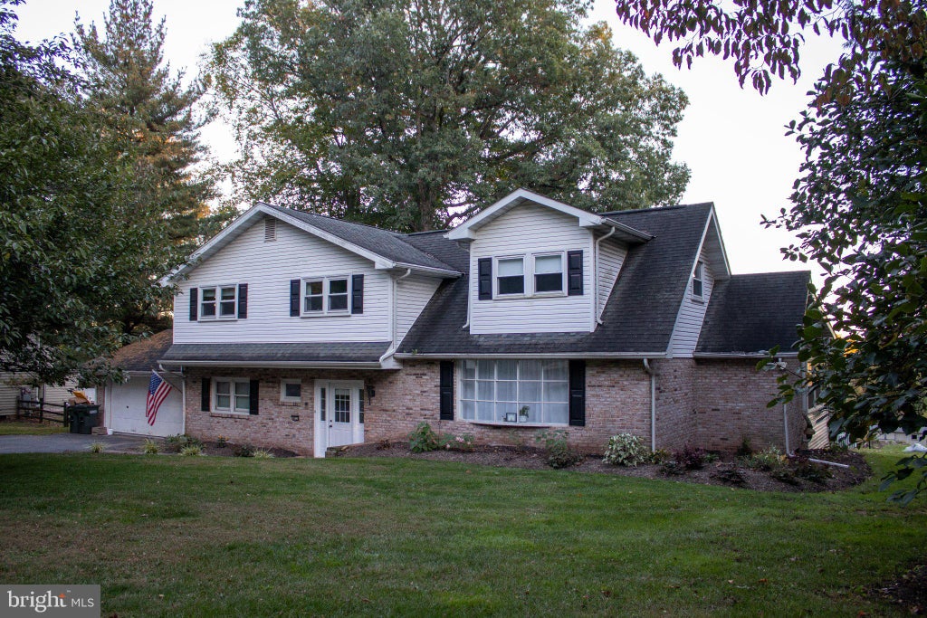 Photo of 6 Lehoy Forest Drive, LEOLA, PA 17540 (MLS # PALA2097432)