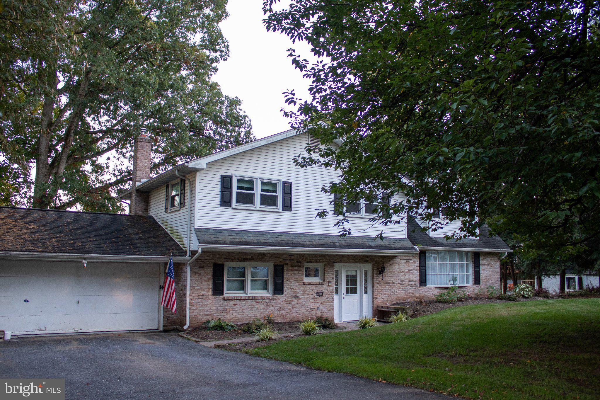 6 LEHOY FOREST DRIVE