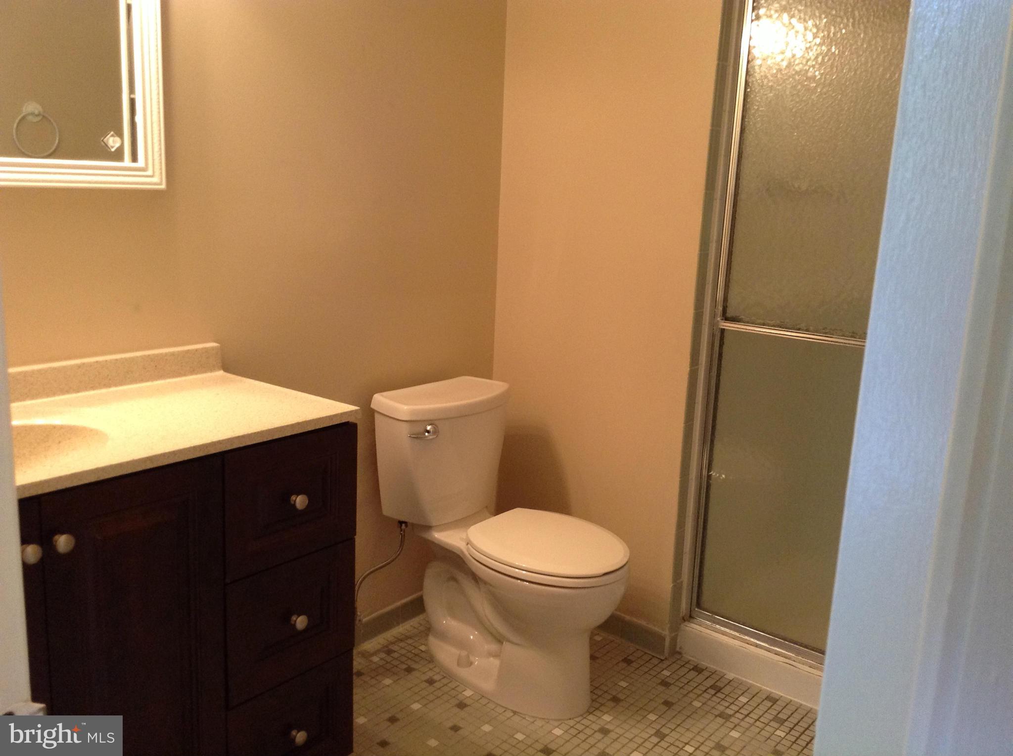 VILLA D ESTE - Residential Lease