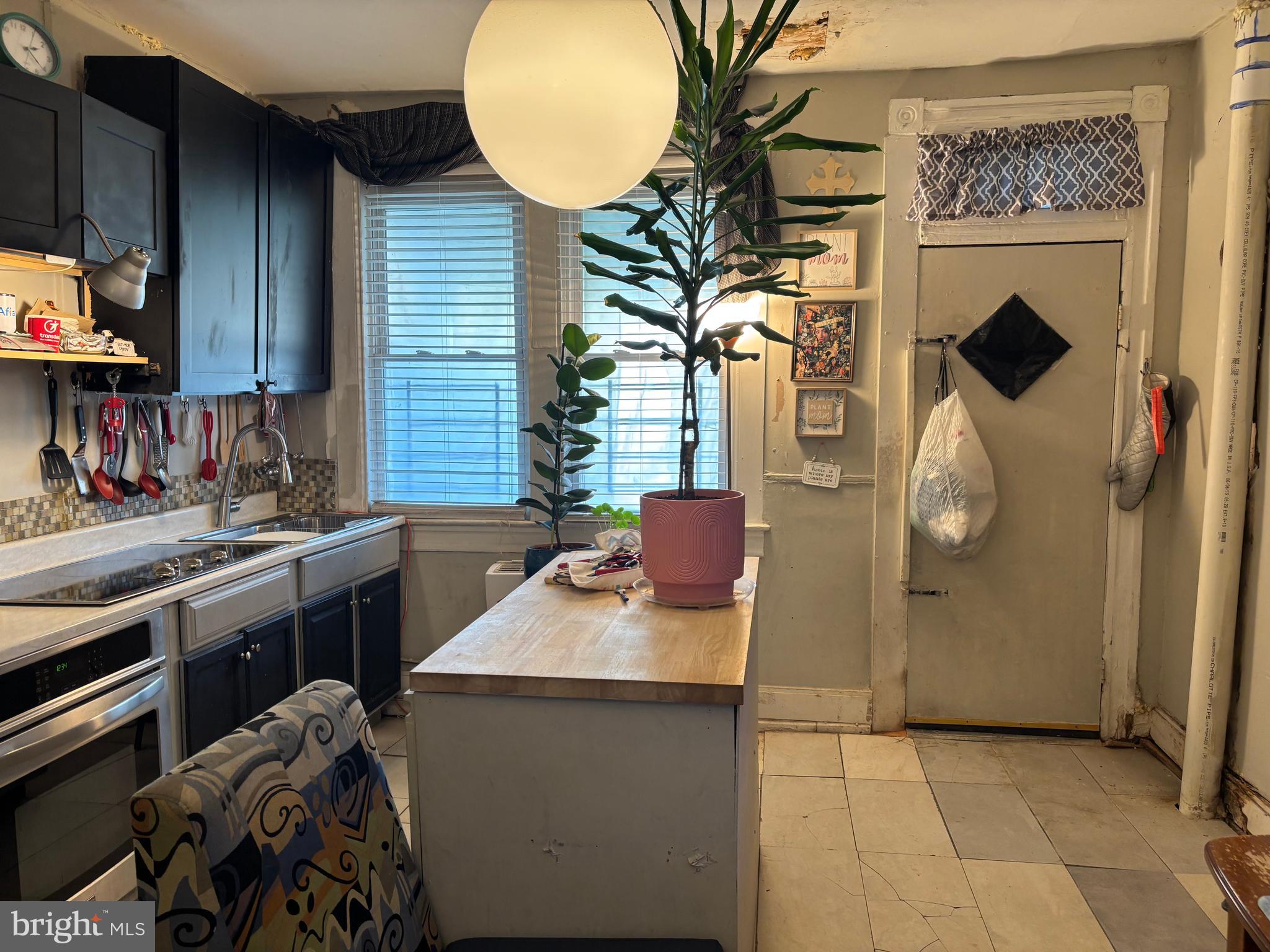 MIDTOWN EDMONDSON - Residential