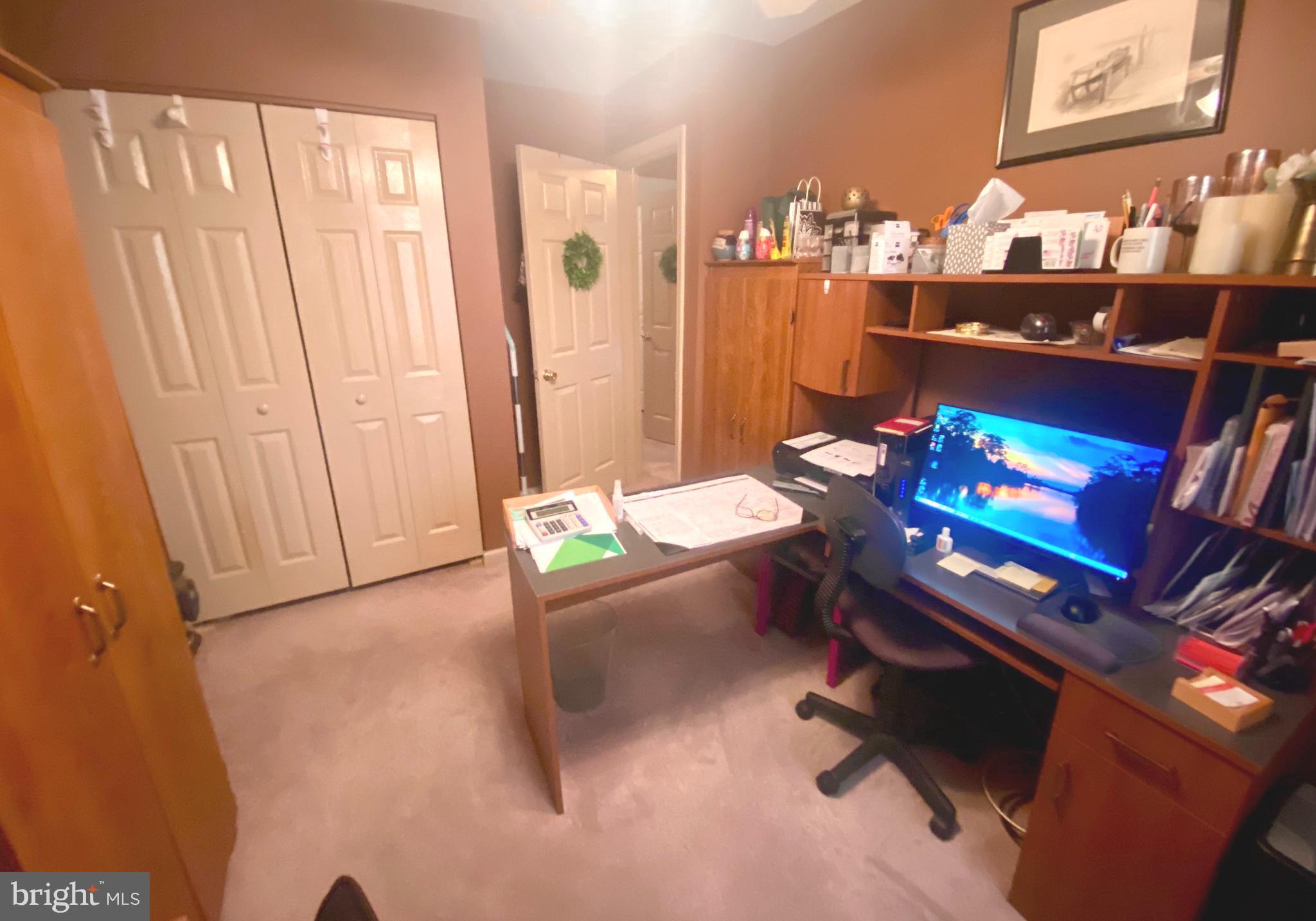 PARK MANOR - Residential