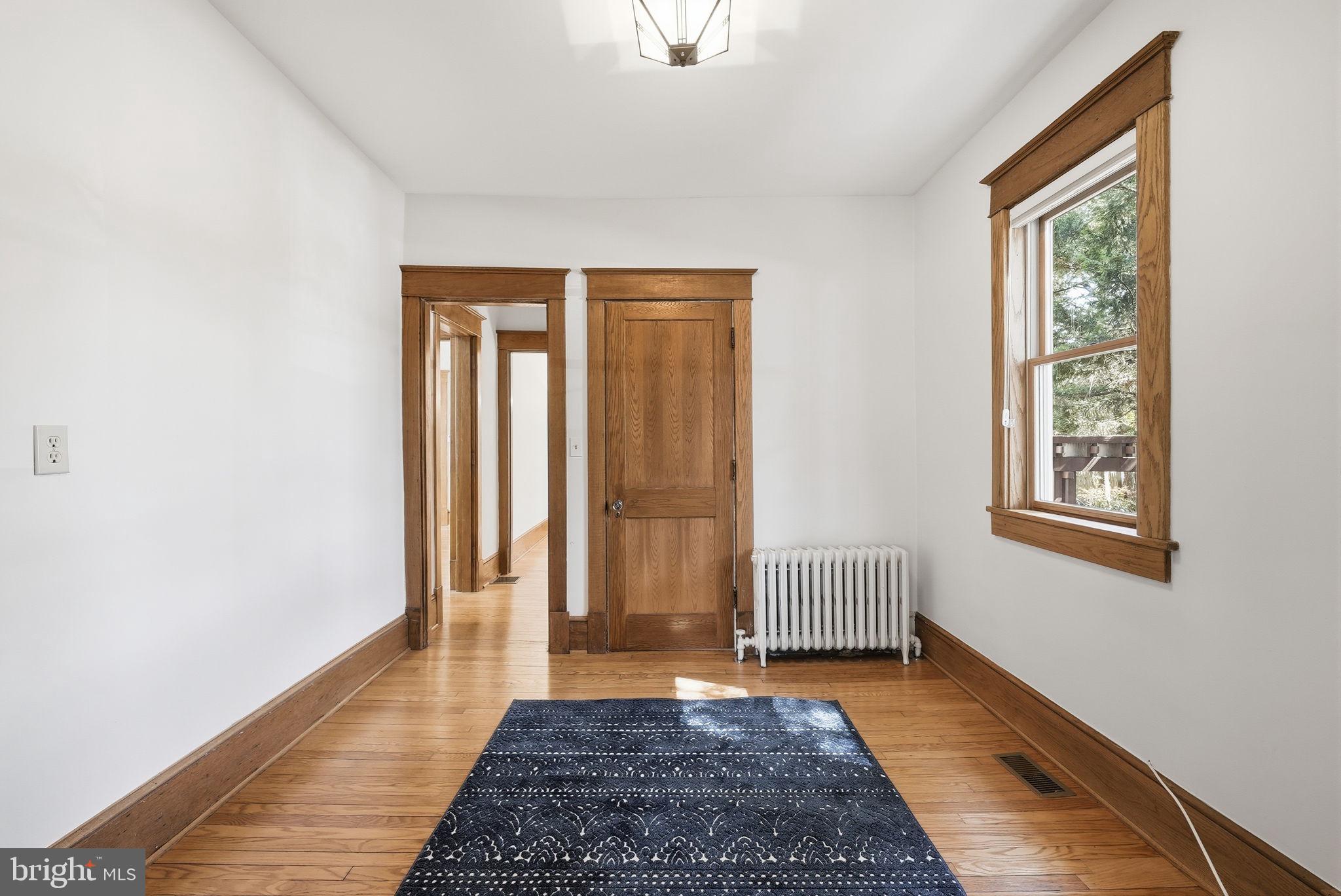 LYON VILLAGE - Residential