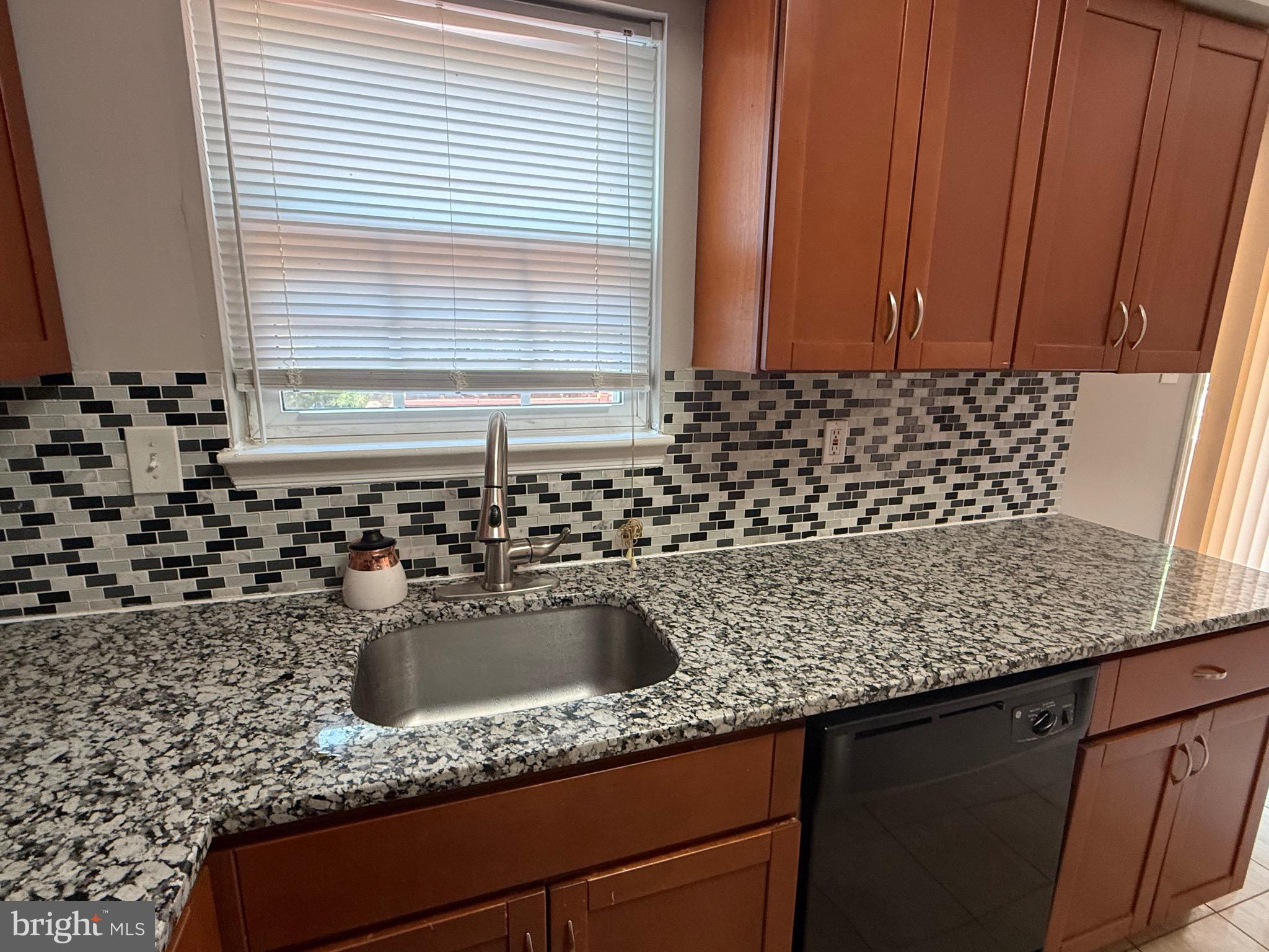 BALTIMORE - Residential Lease