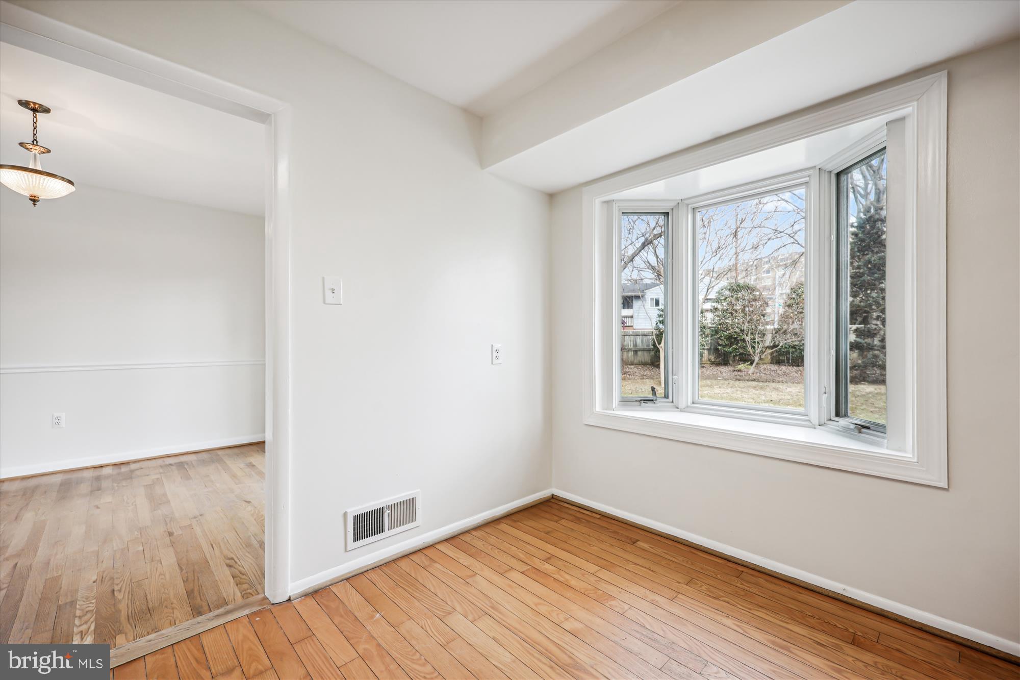 MONTROSE - Residential