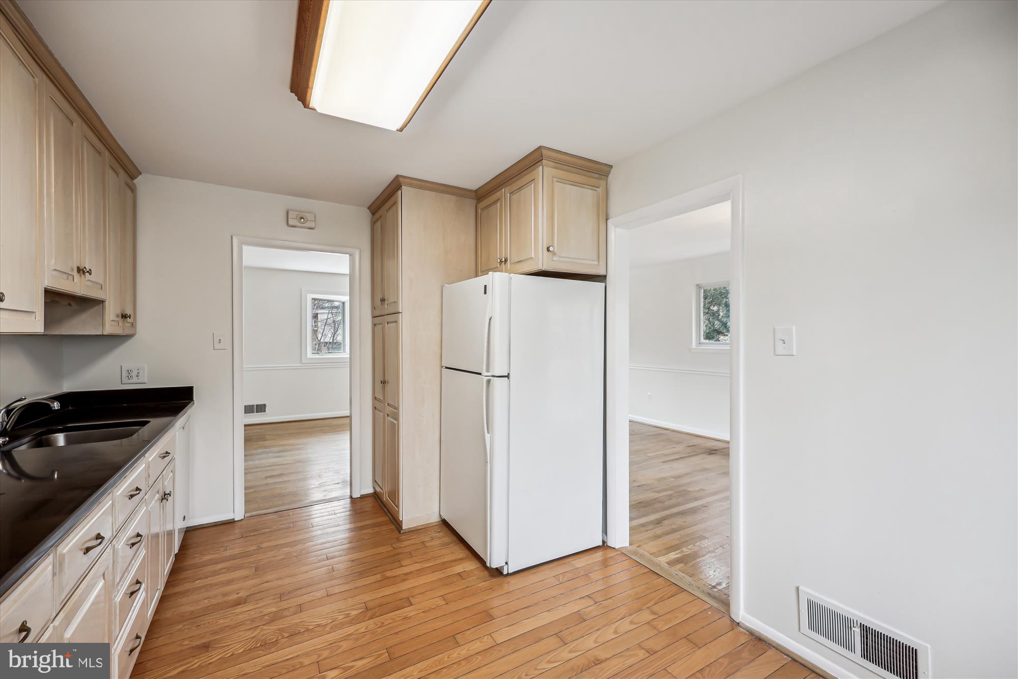 MONTROSE - Residential