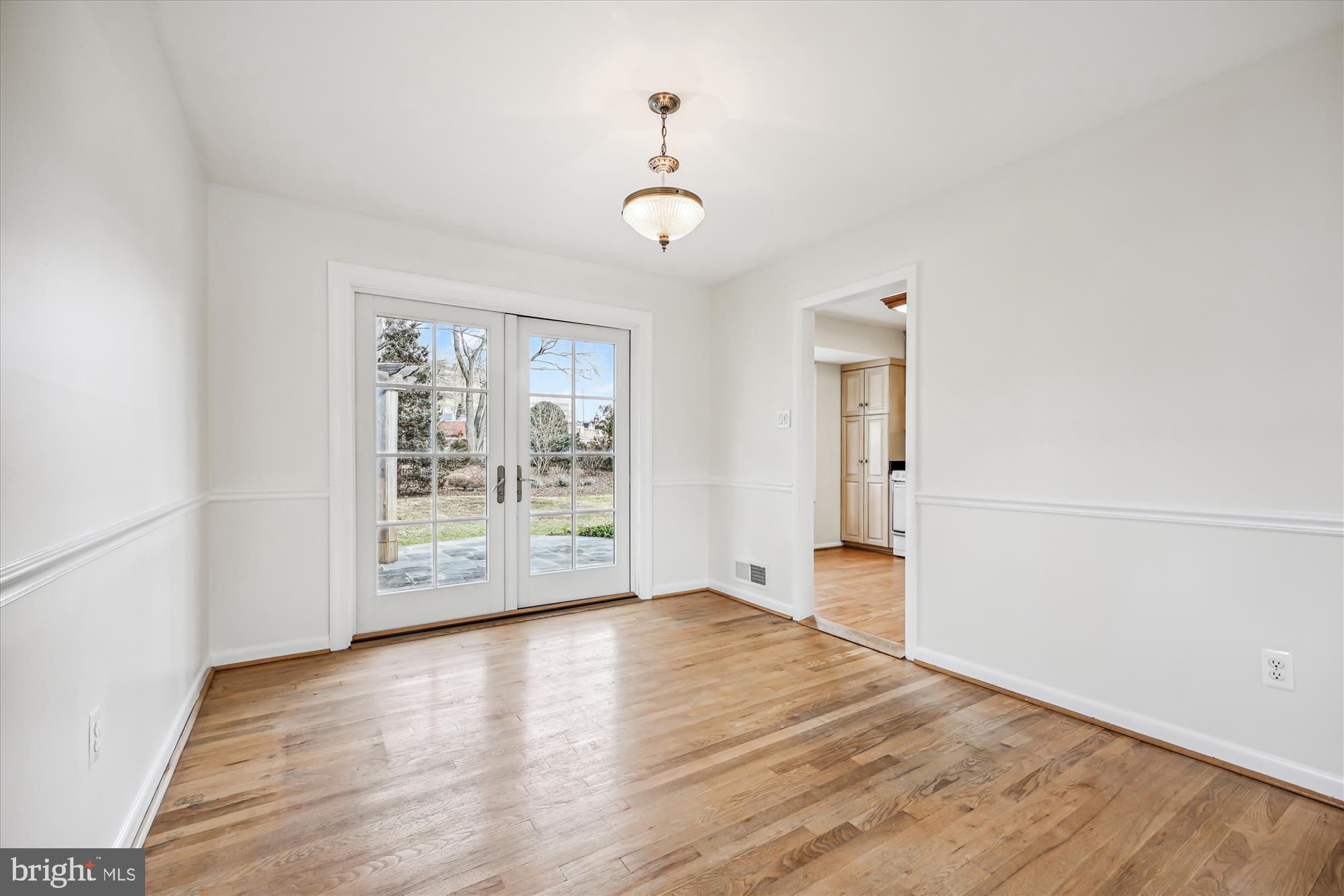 MONTROSE - Residential