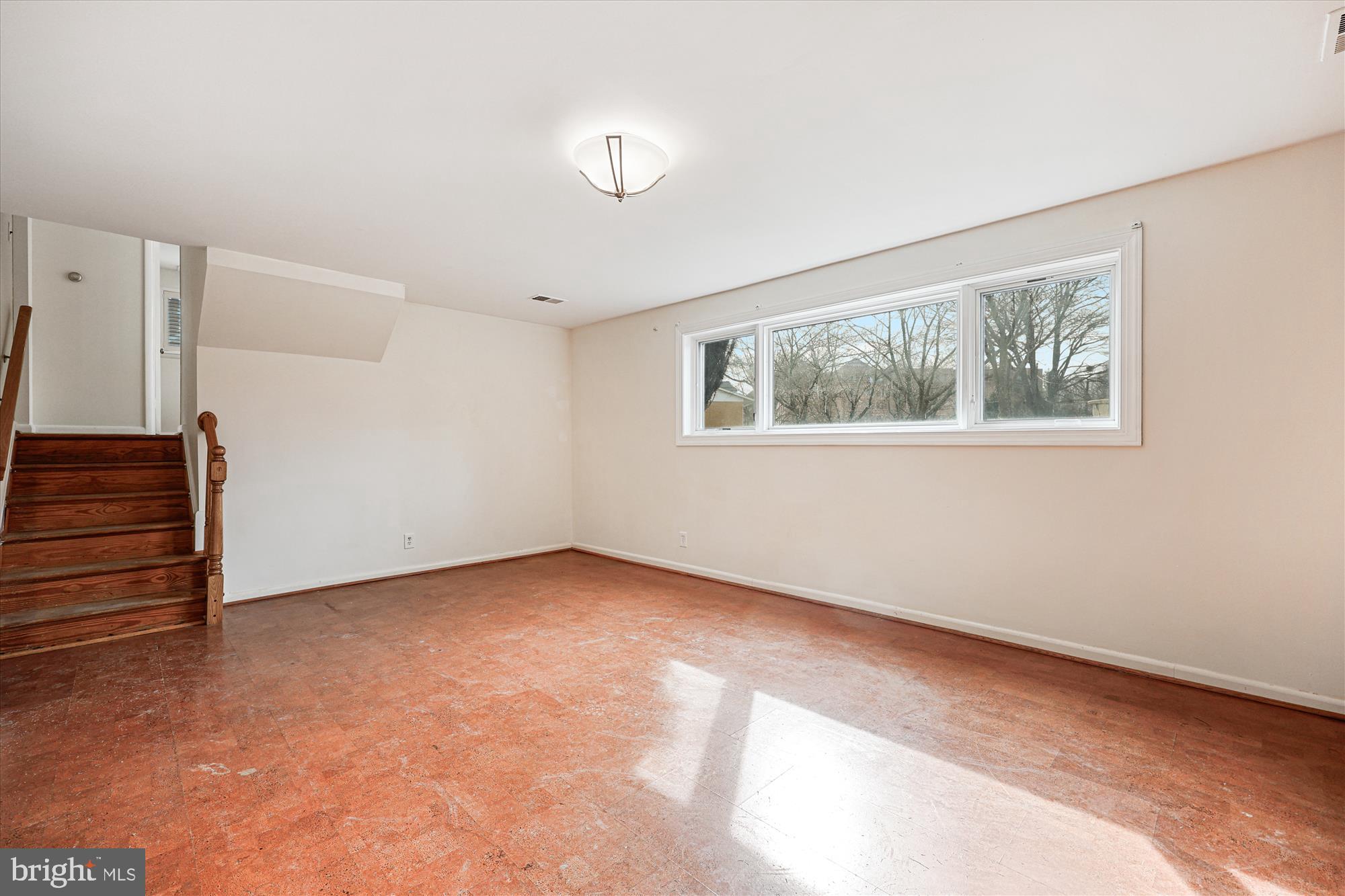 MONTROSE - Residential