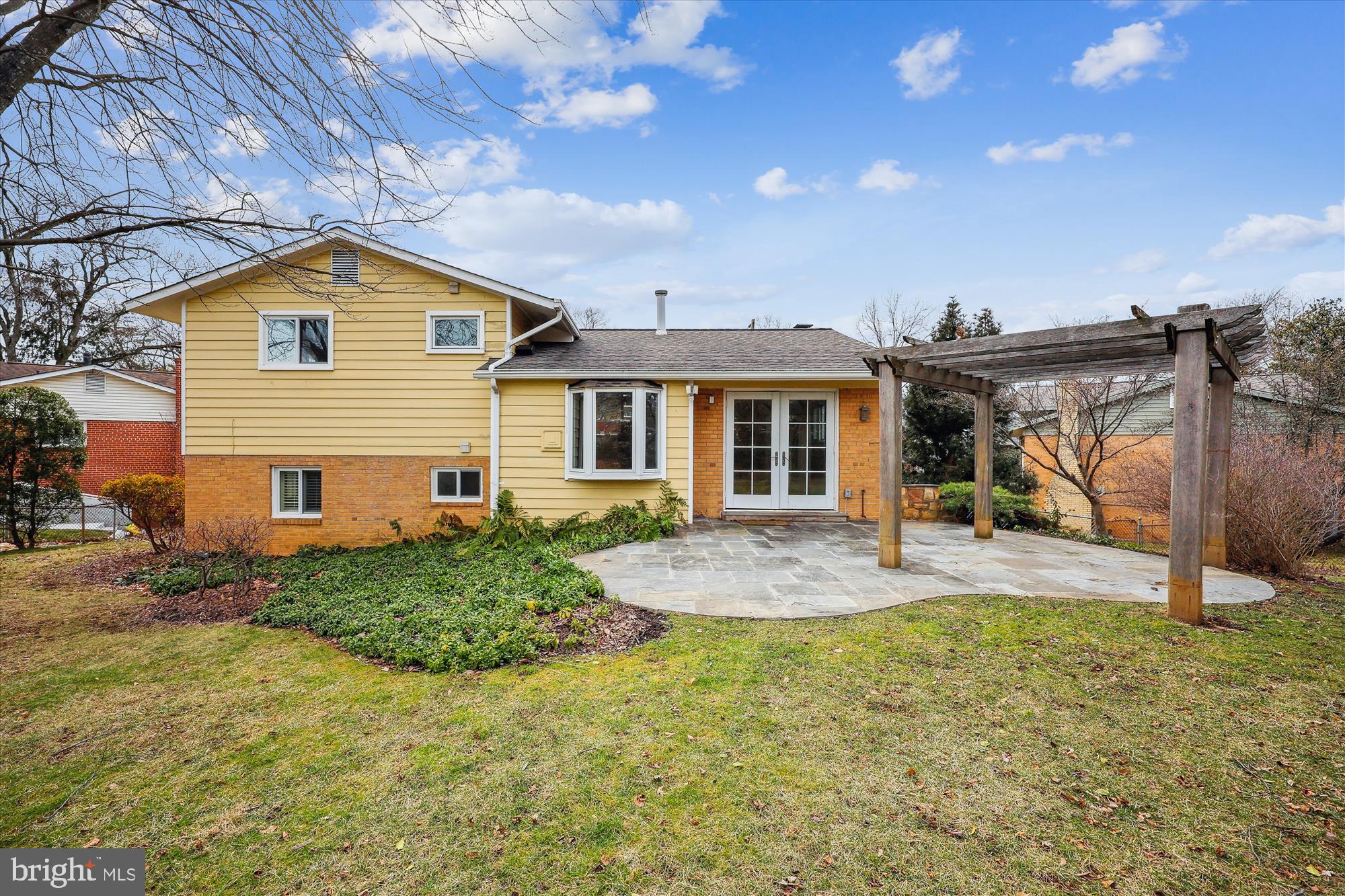 MONTROSE - Residential