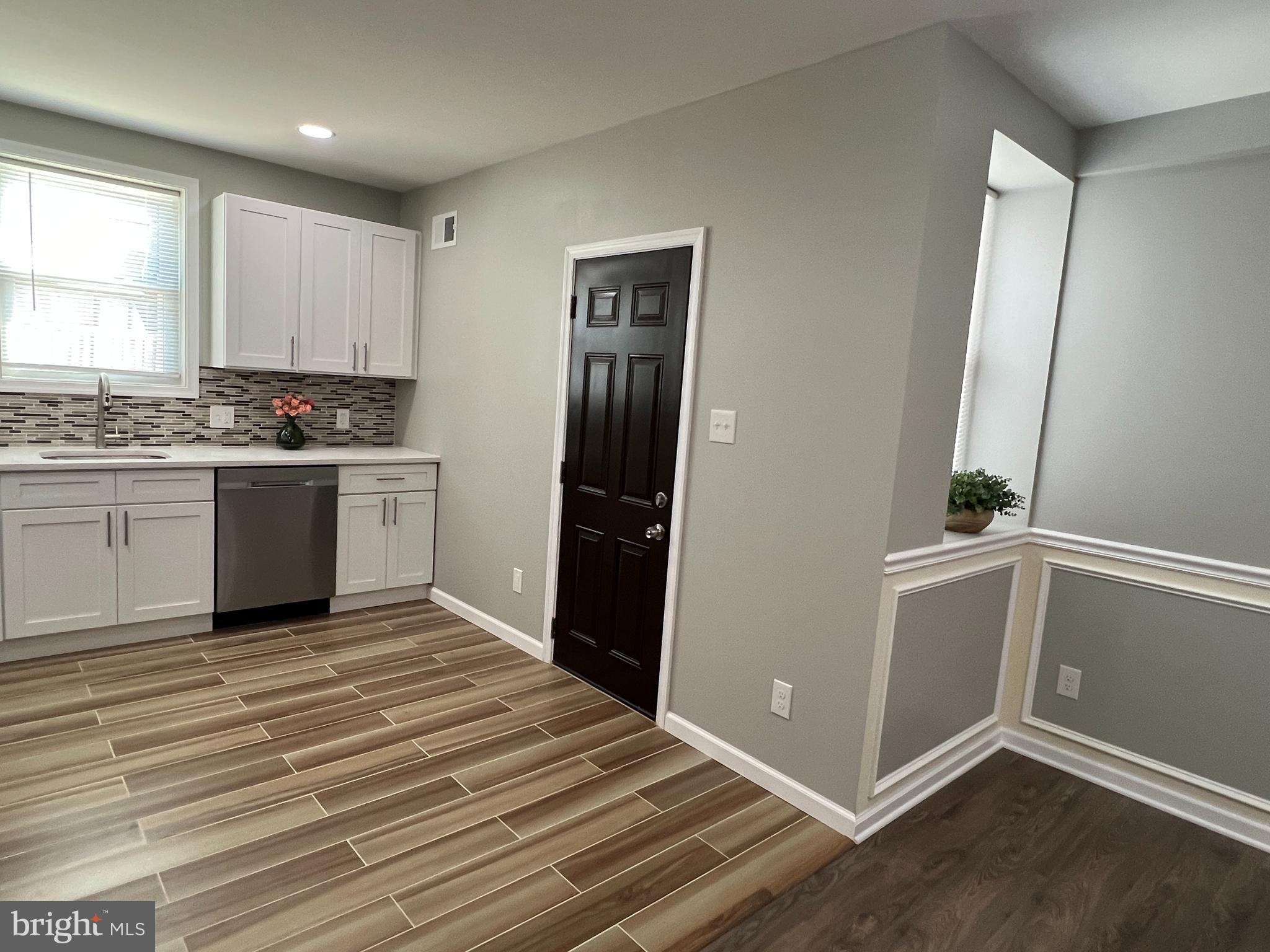 WEST OAK LANE - Residential