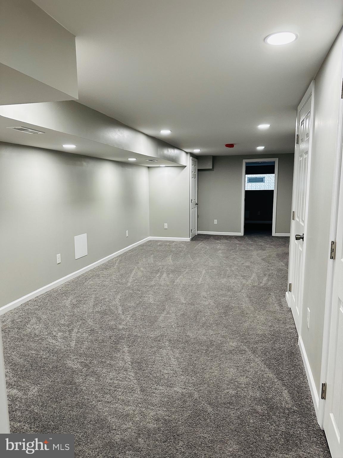 WEST OAK LANE - Residential