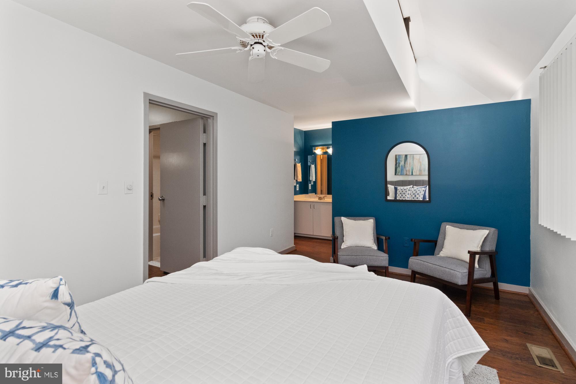 COLD SPRING NEWTOWN - Residential