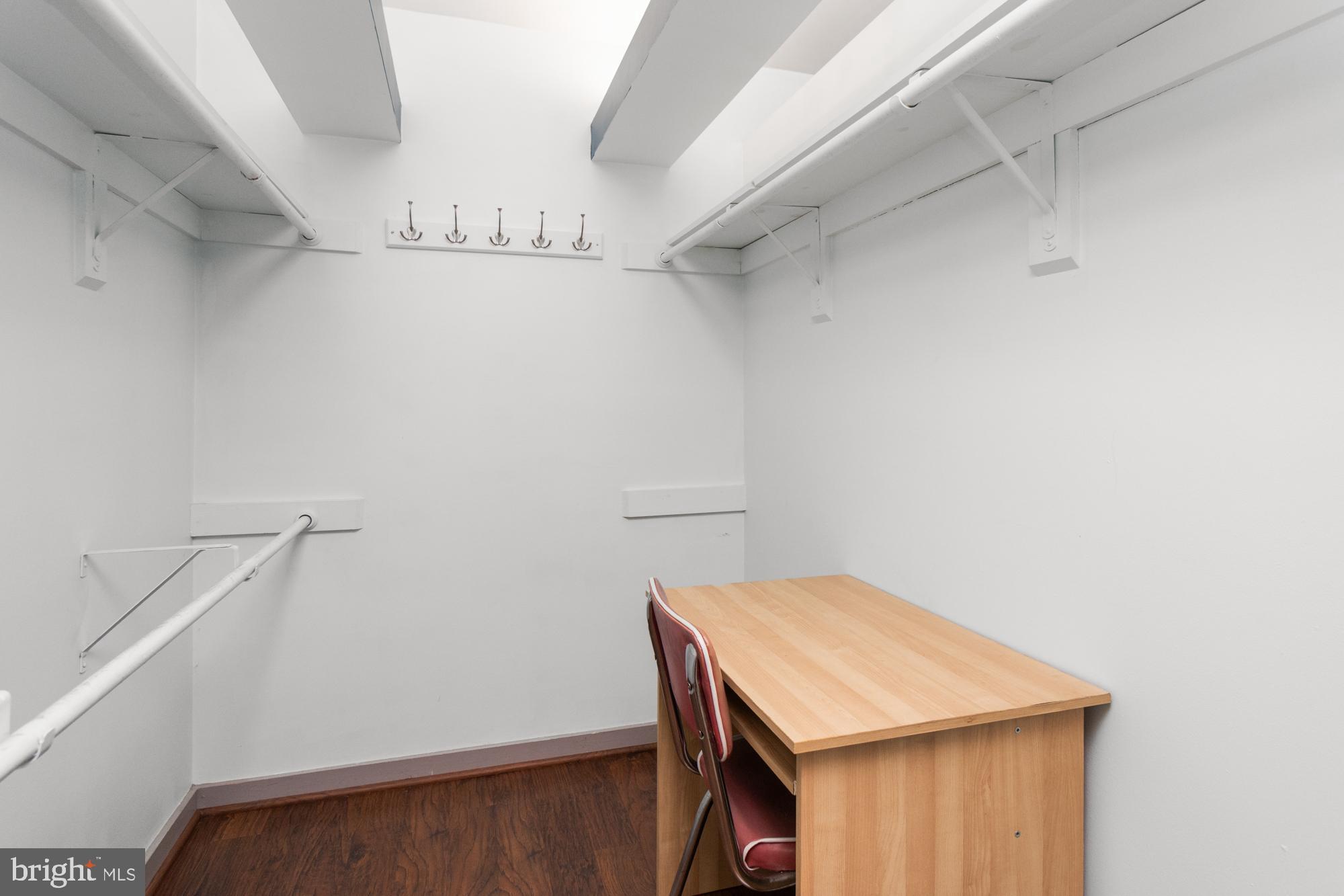 COLD SPRING NEWTOWN - Residential