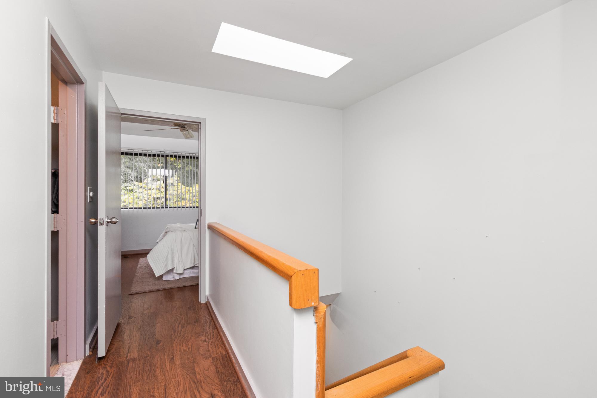 COLD SPRING NEWTOWN - Residential