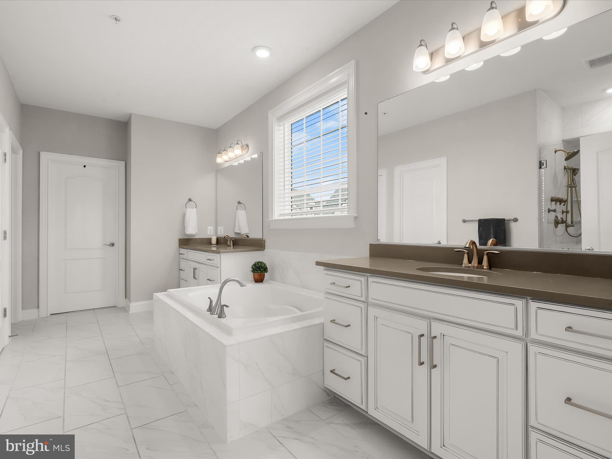 ENCLAVE AT RIVER HILL - Residential