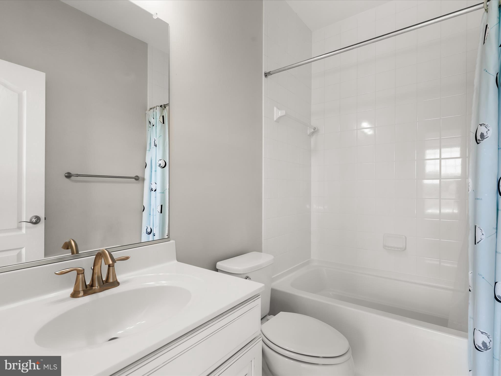 ENCLAVE AT RIVER HILL - Residential