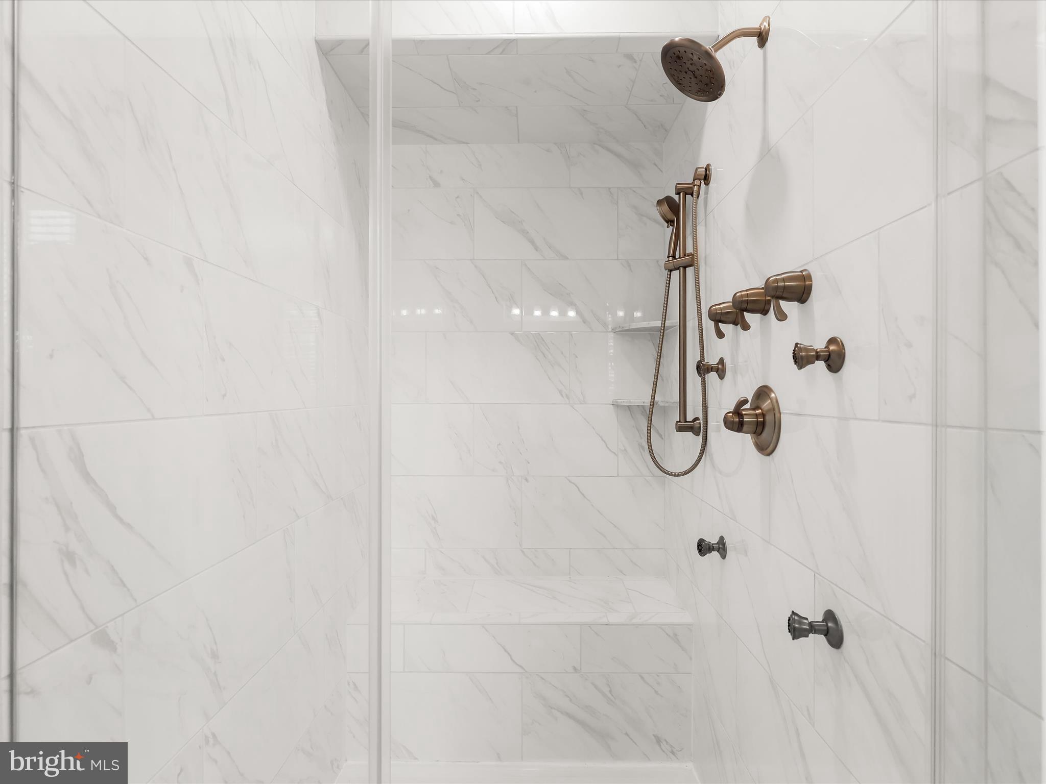 ENCLAVE AT RIVER HILL - Residential