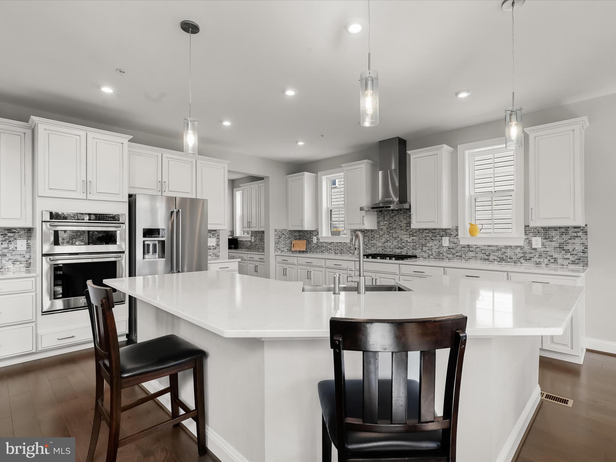 ENCLAVE AT RIVER HILL - Residential