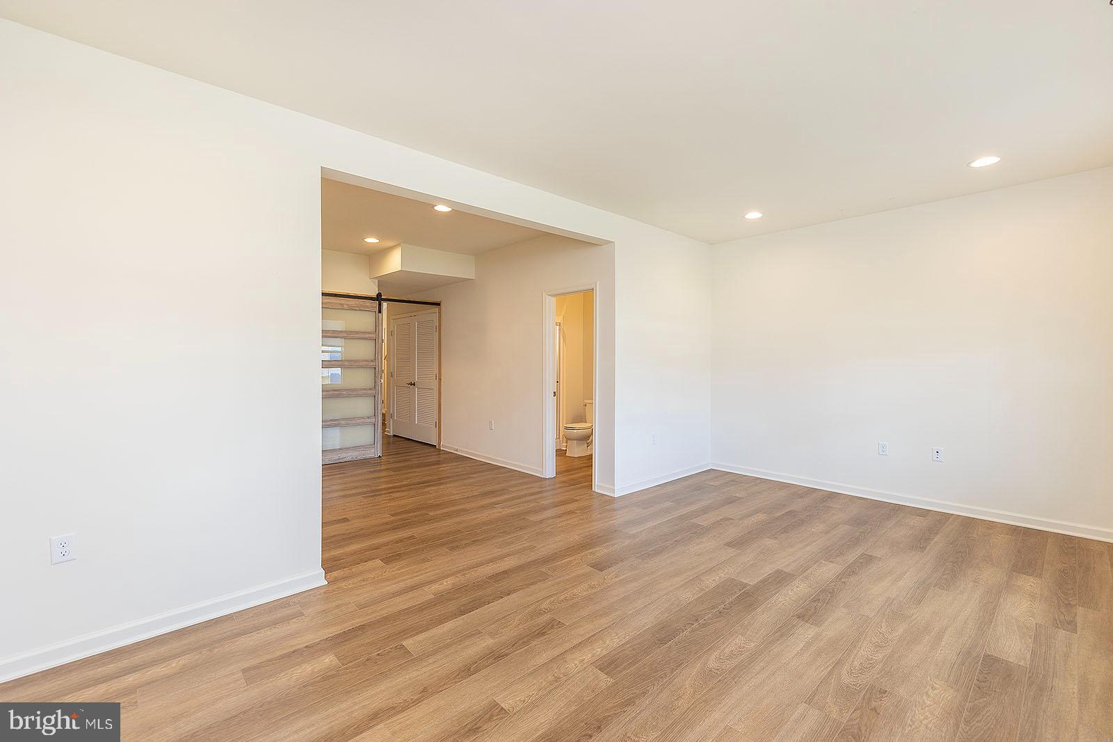 FREEDOM MANOR - Residential