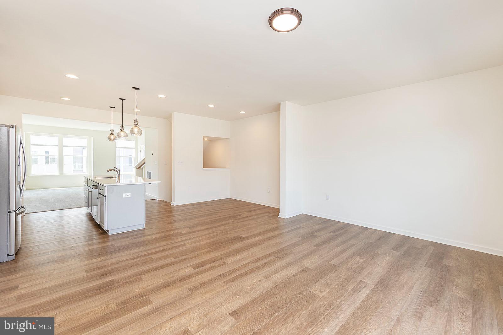 FREEDOM MANOR - Residential