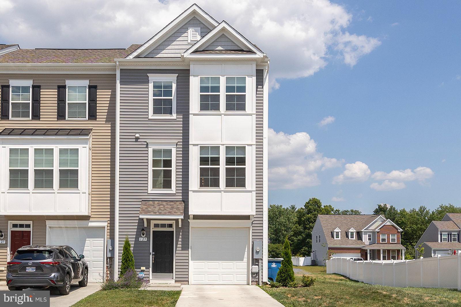 FREEDOM MANOR - Residential