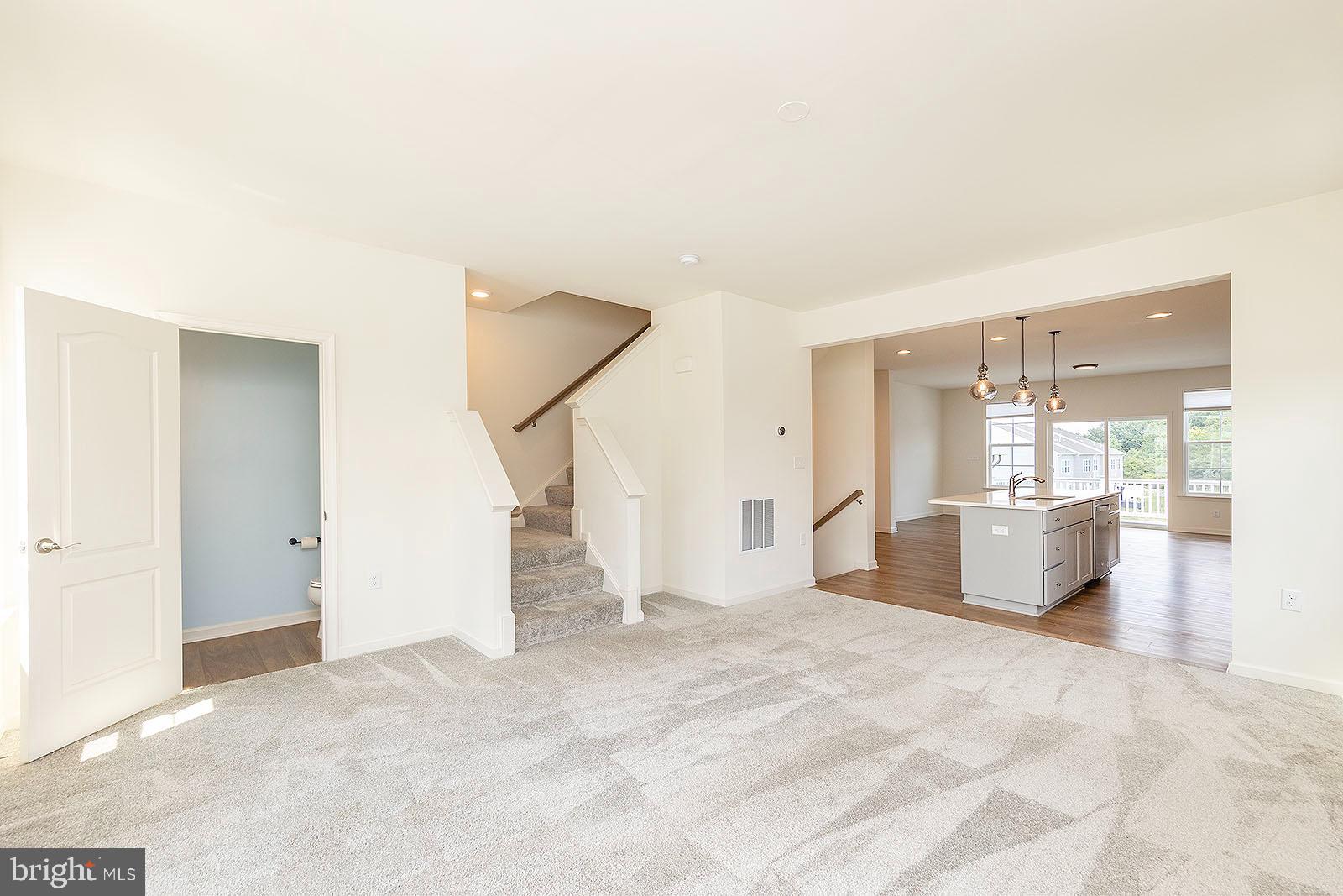 FREEDOM MANOR - Residential