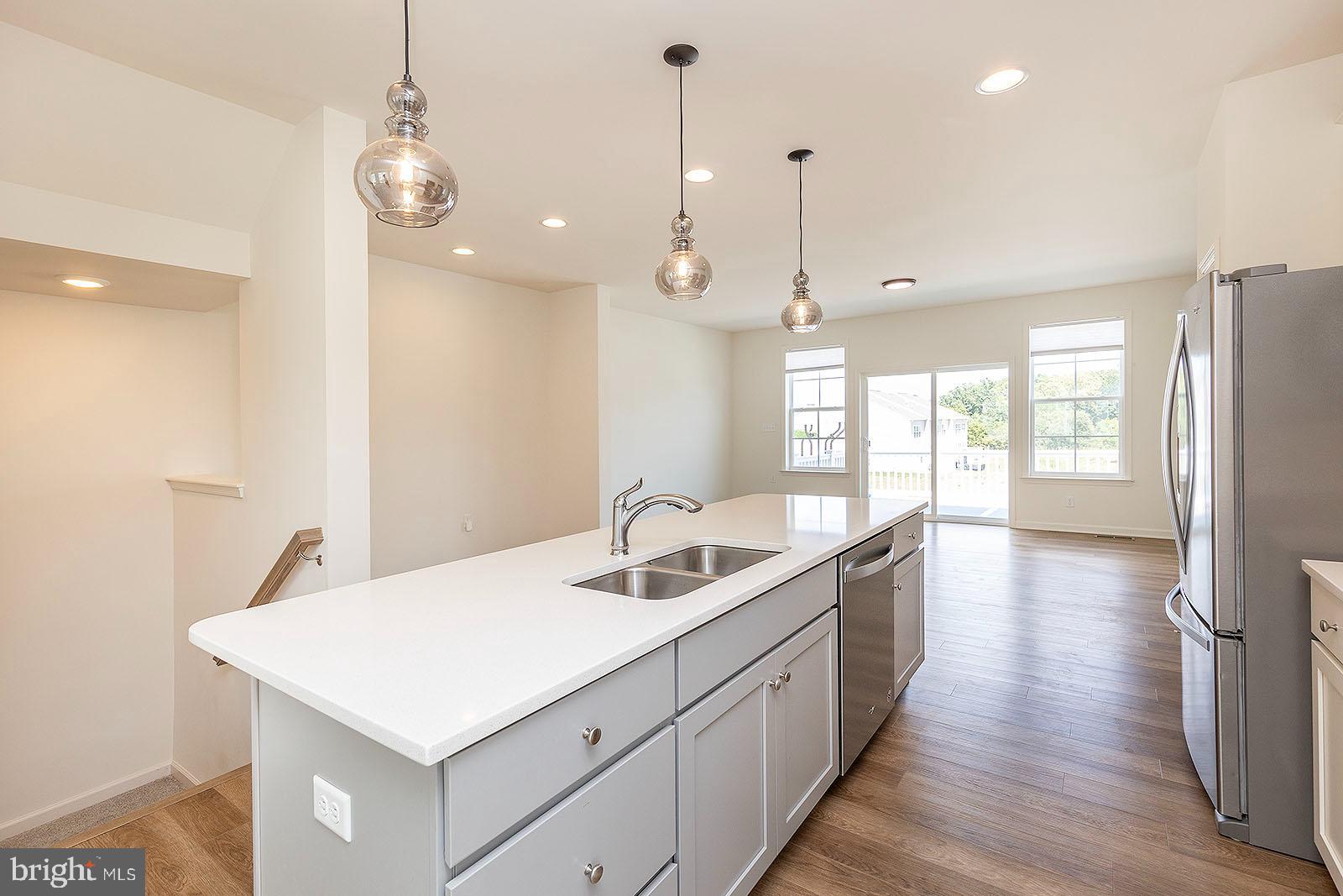 FREEDOM MANOR - Residential