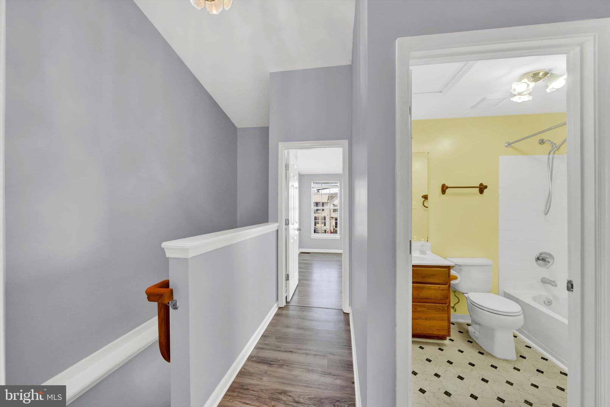 WEST SHORE - Residential Lease