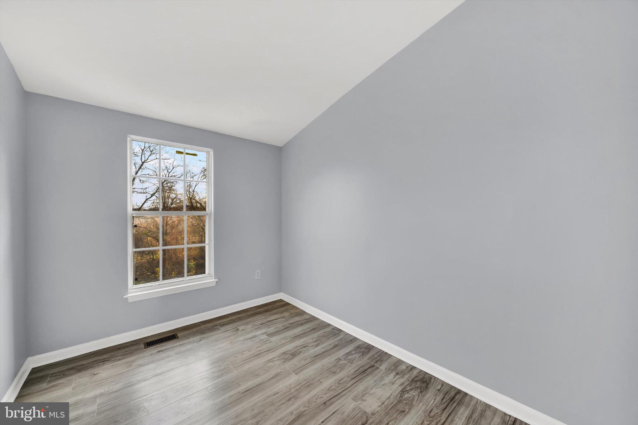 WEST SHORE - Residential Lease