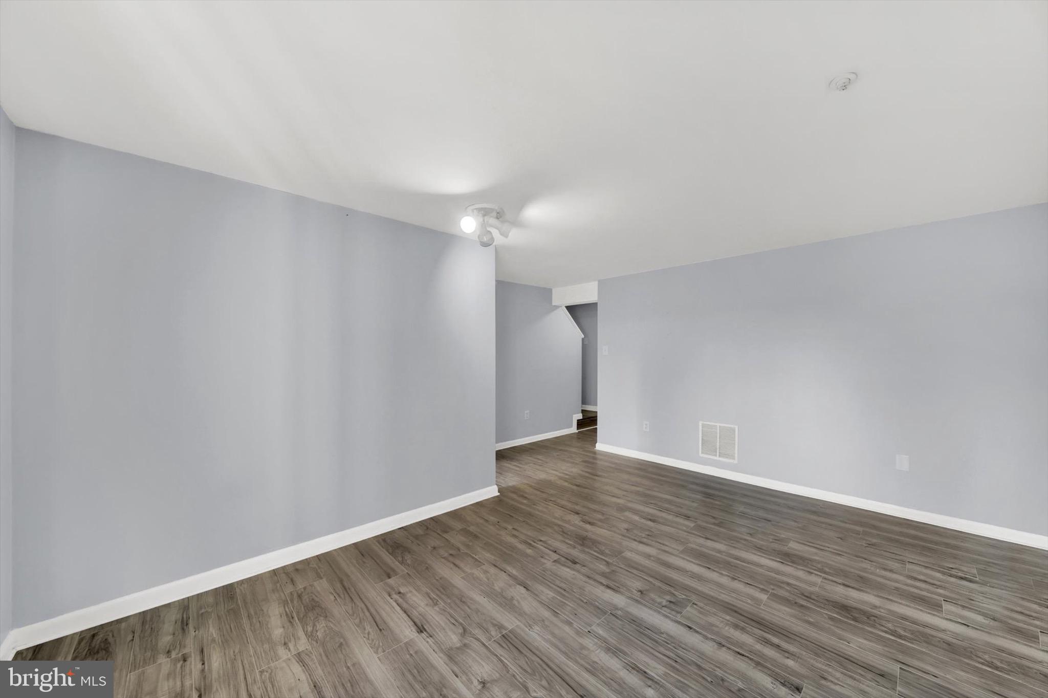 WEST SHORE - Residential Lease