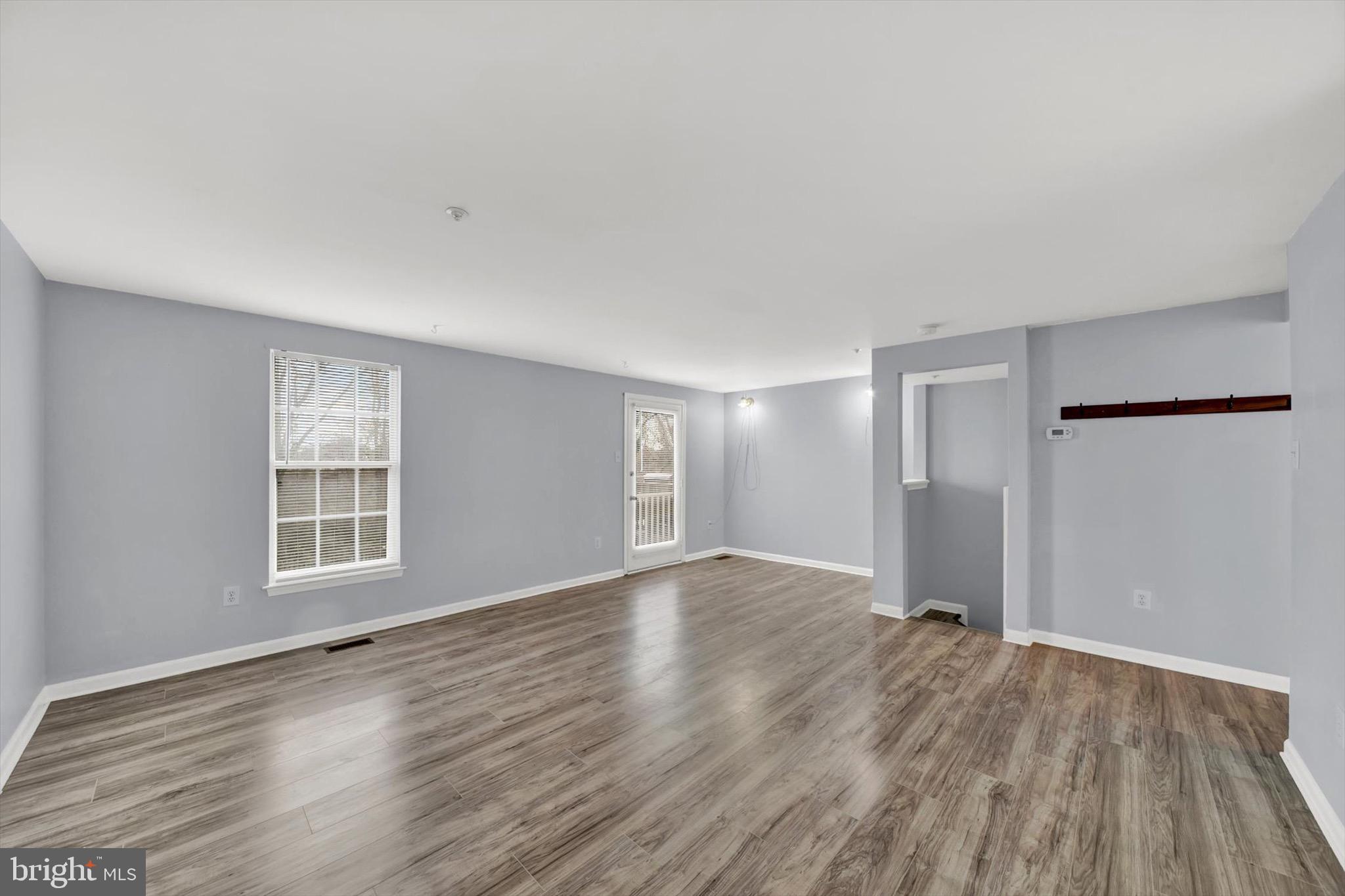 WEST SHORE - Residential Lease