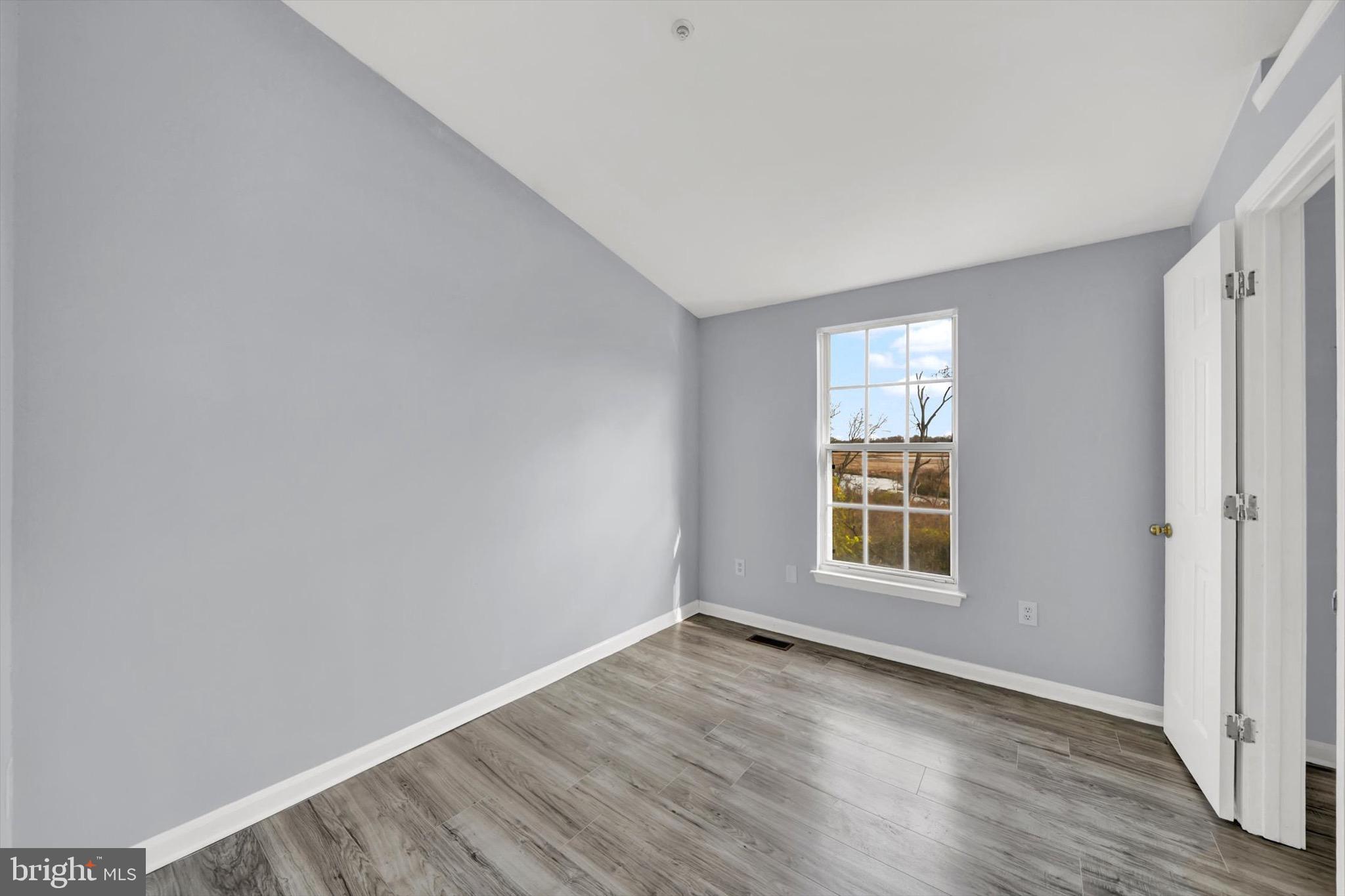 WEST SHORE - Residential Lease