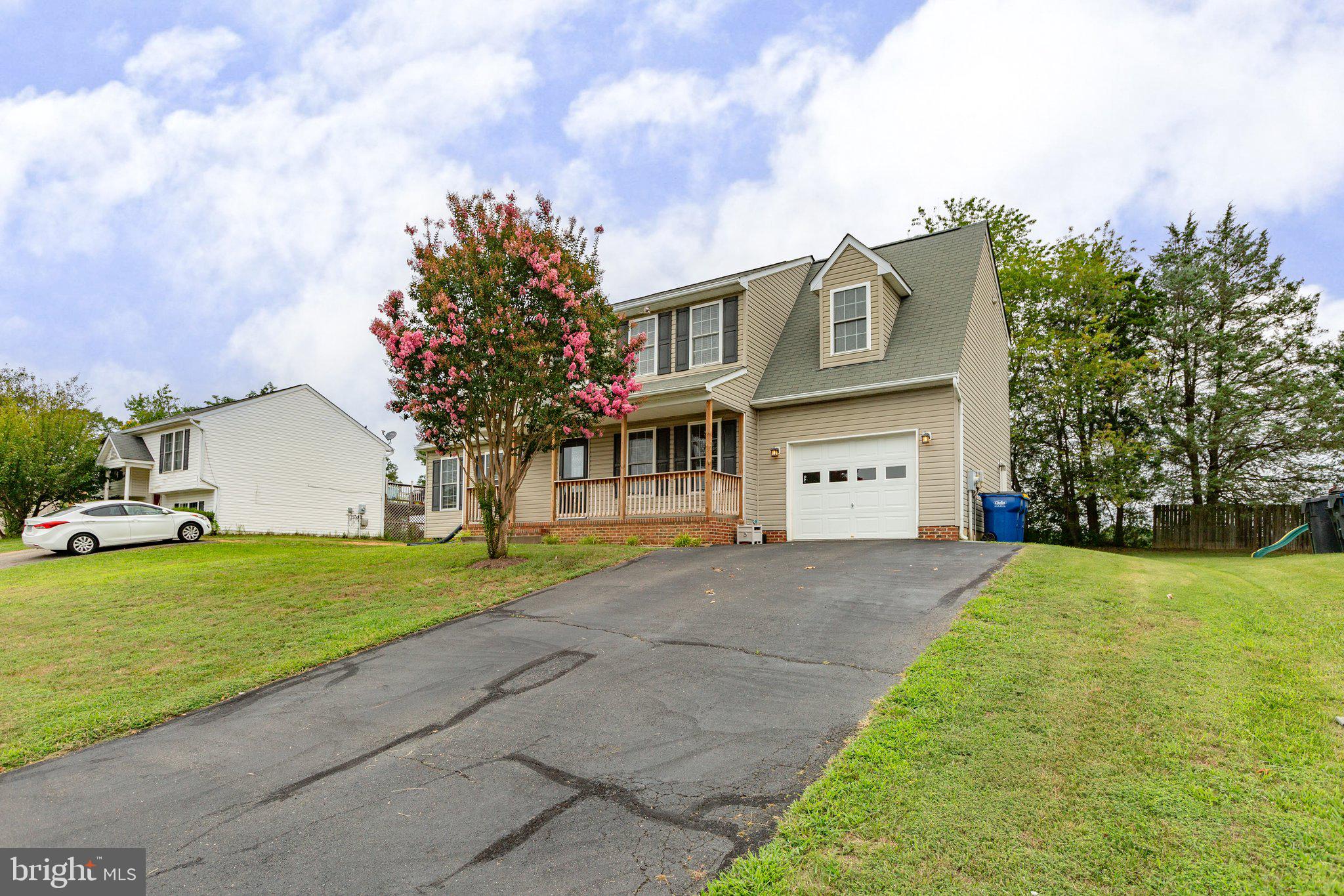 HUNTINGTON MEADOWS - Residential