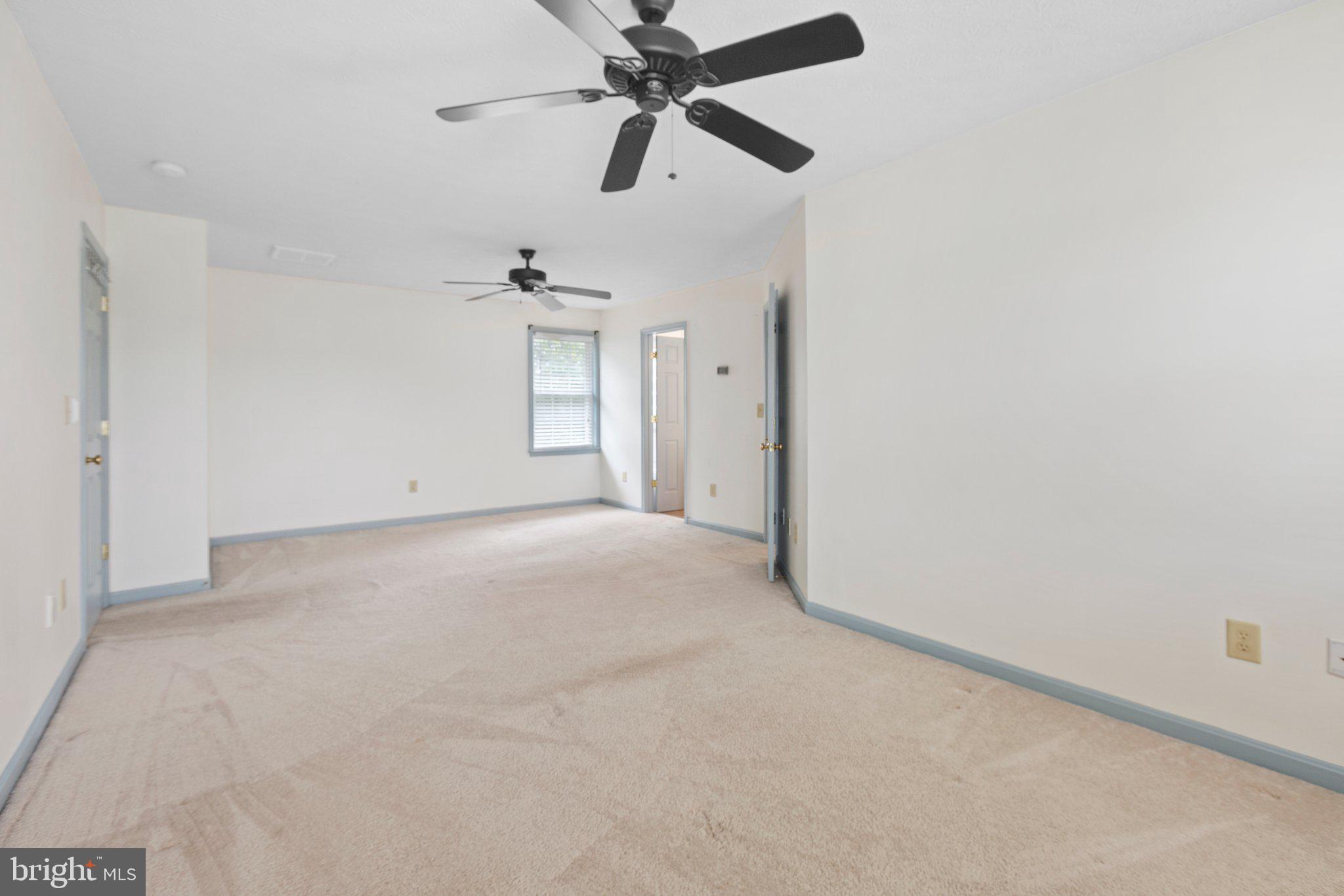 HUNTINGTON MEADOWS - Residential