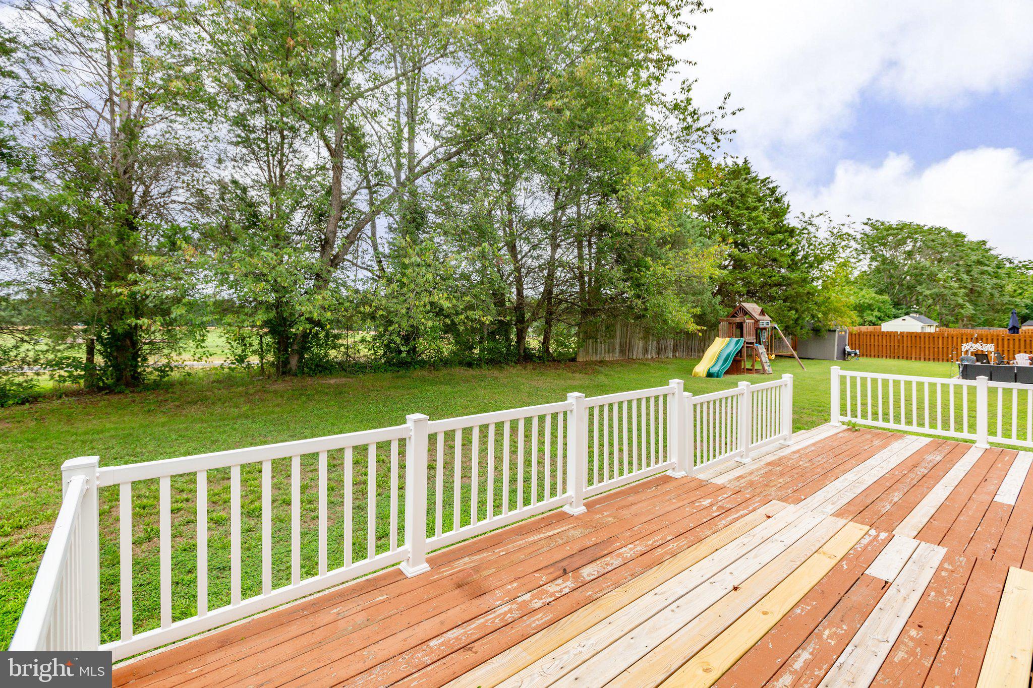 HUNTINGTON MEADOWS - Residential