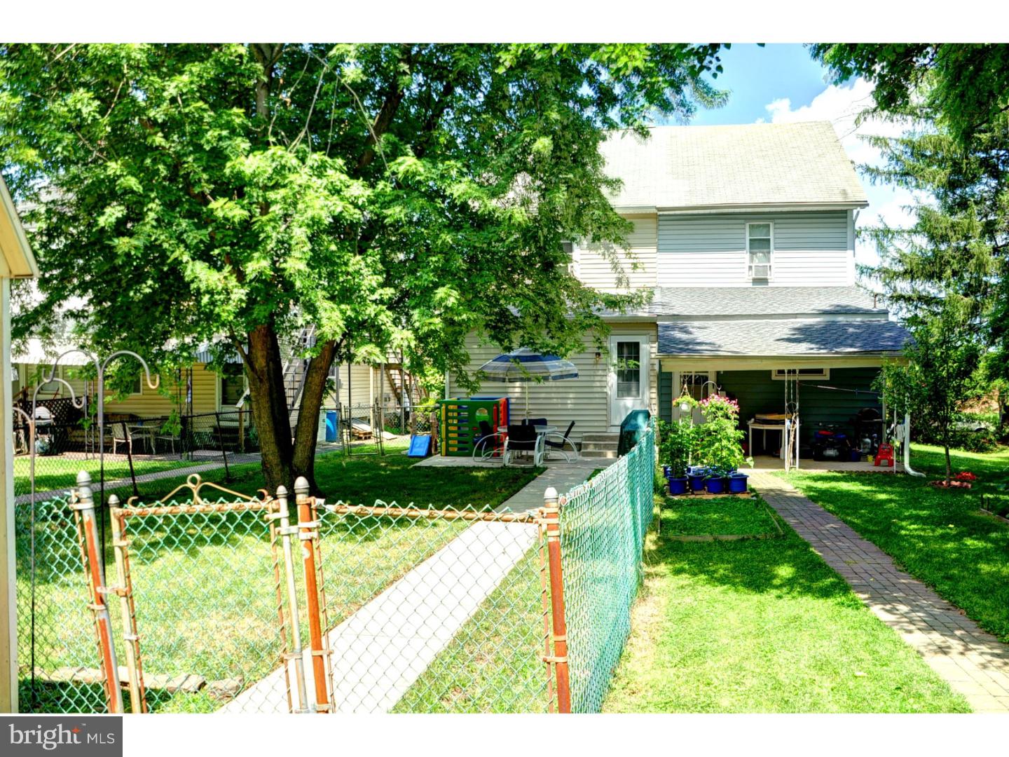 LANSDALE - Residential