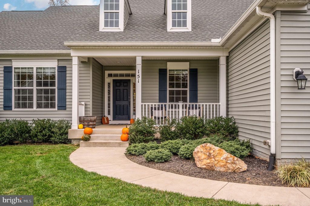 Photo of 151 Moffett Lane, FREDERICKSBURG, VA 22406 (MLS # VAST2043732)